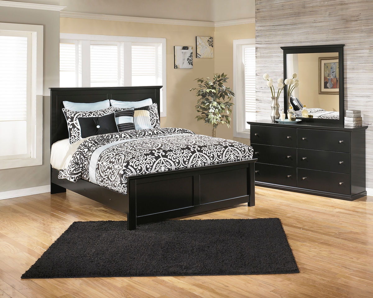 7 Piece King Panel Bedroom Set