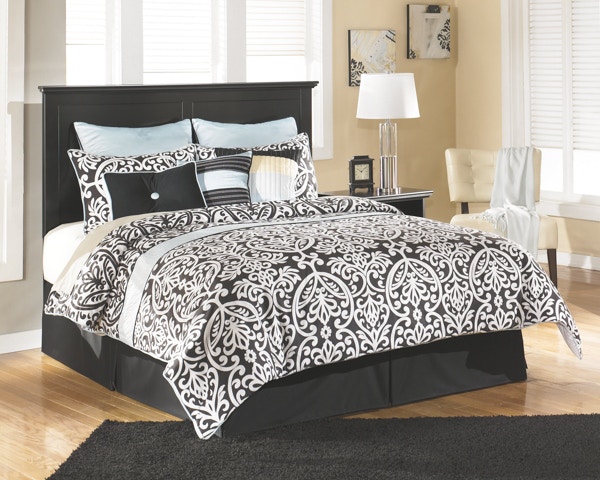 4 Piece King Panel Bedroom Set