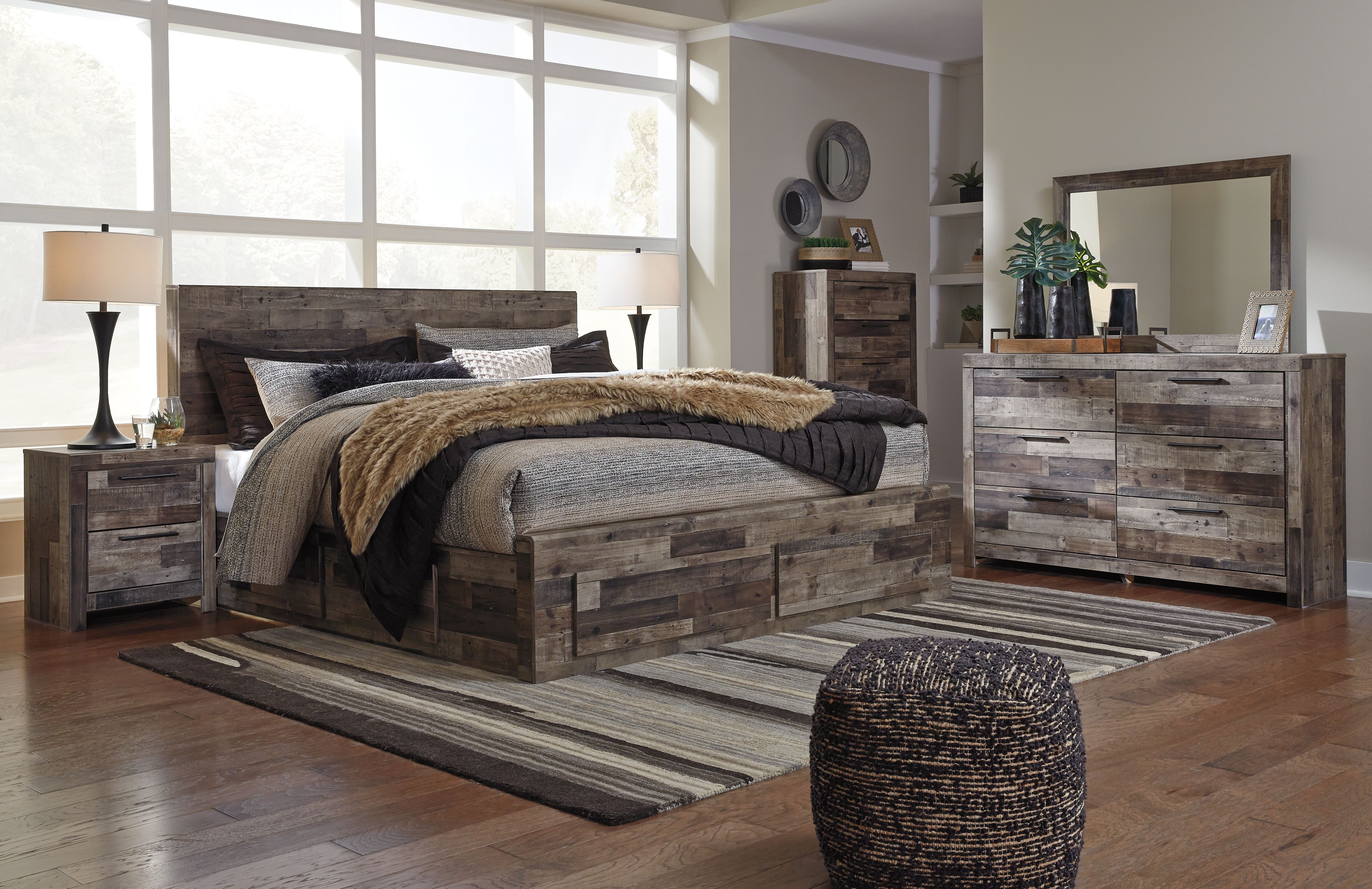Ashley King Panel Bed Set With 4 Storage Drawers - 8 Piece King Bed Set B200-31-36-46-58-56S-60-95-B100-14