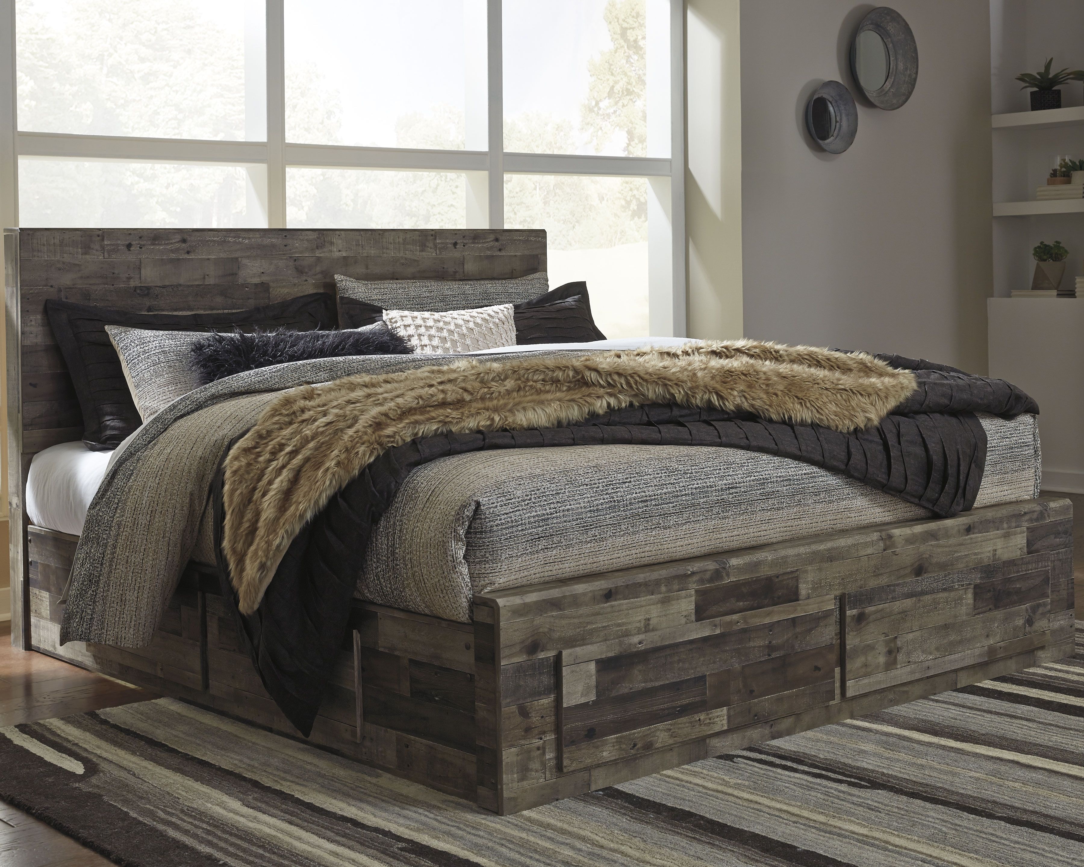 Ashley Derekson Panel Bed - Thumbnail 5