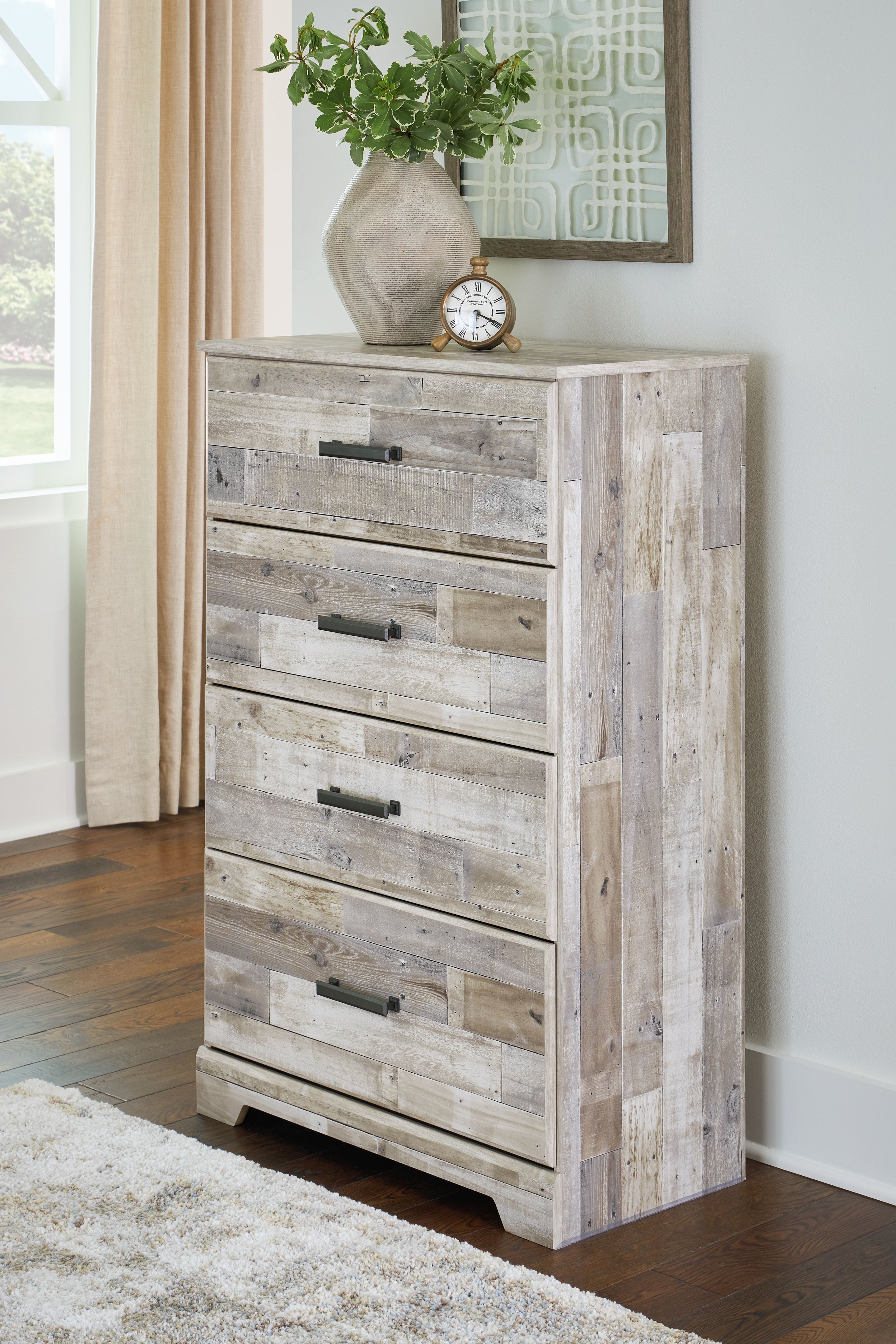 Ashley Hodanna Four Drawer Chest B3487-44 - Portland, OR | Key