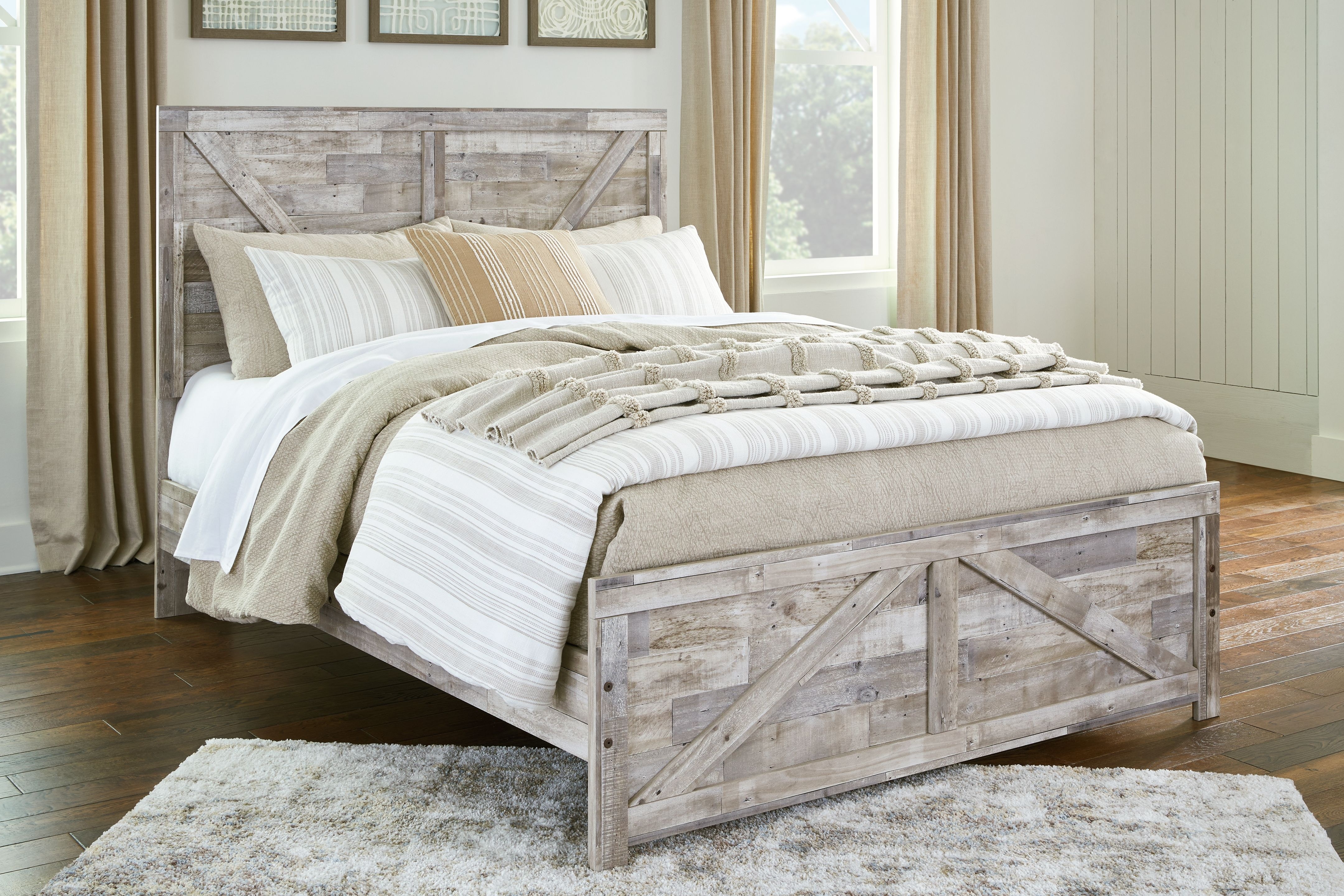 Ashley Hodanna Queen Crossbuck Panel Bed B3487-71-96 - Portland