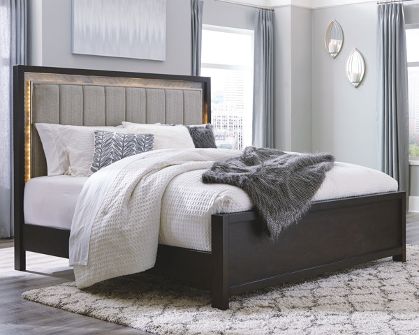 Ashleyページ Ashley Maretto King Upholstered Panel Bed B724-58-56-97