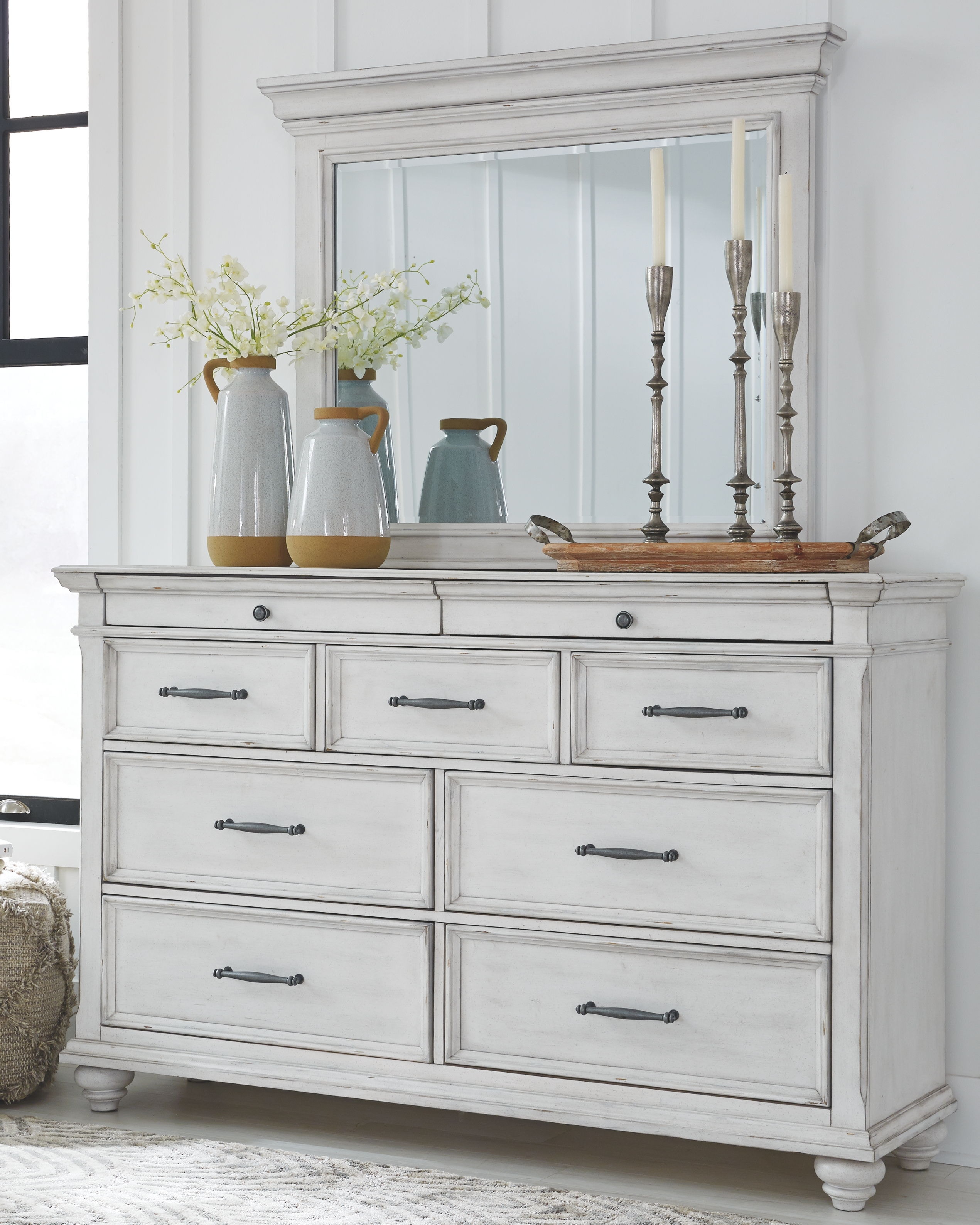 Ashley Kanwyn 6 Piece Queen Panel Bedroom Set B777-31-36-46