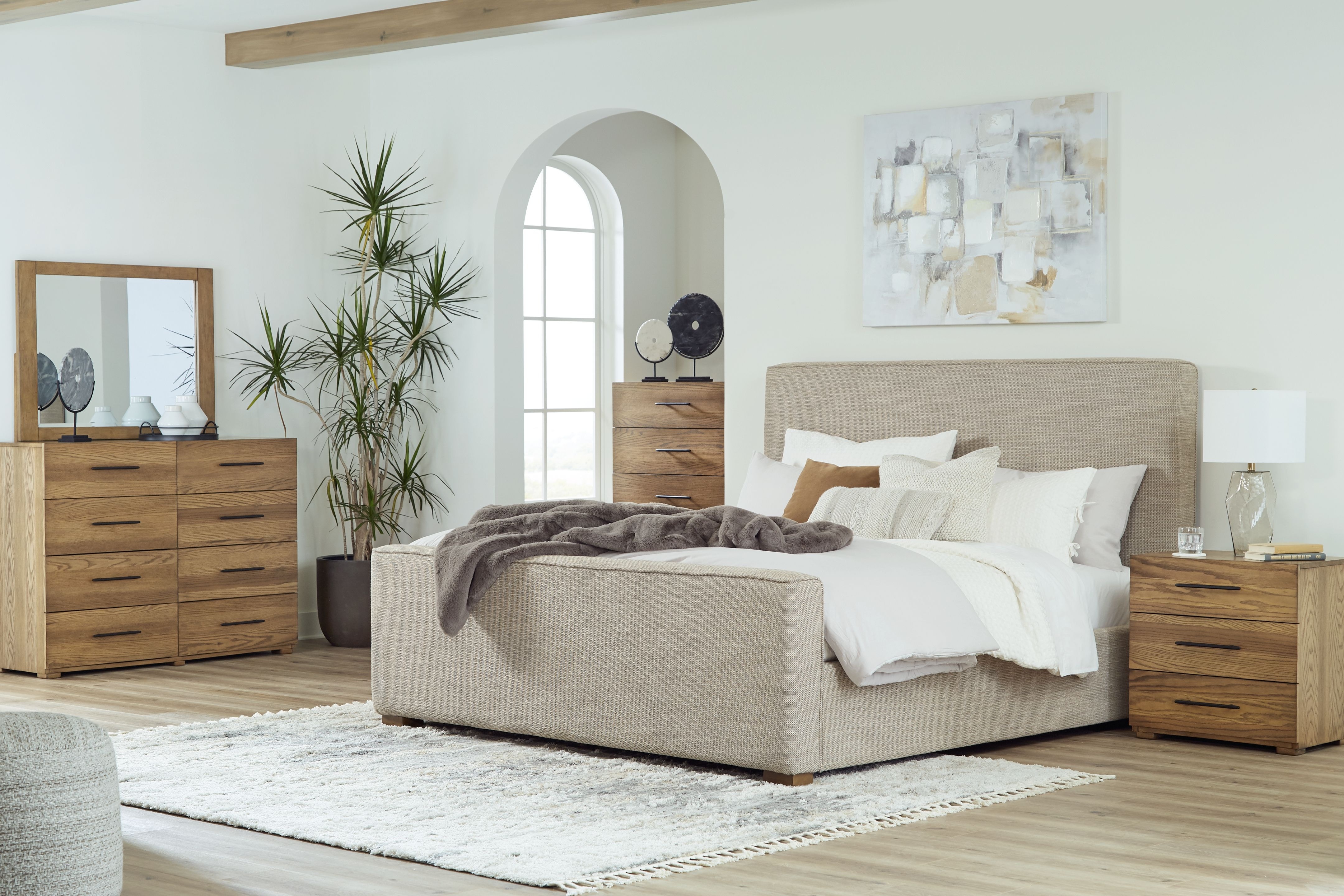 Ashleyページ Signature Design by Ashley Bedroom Dakmore King Upholstered