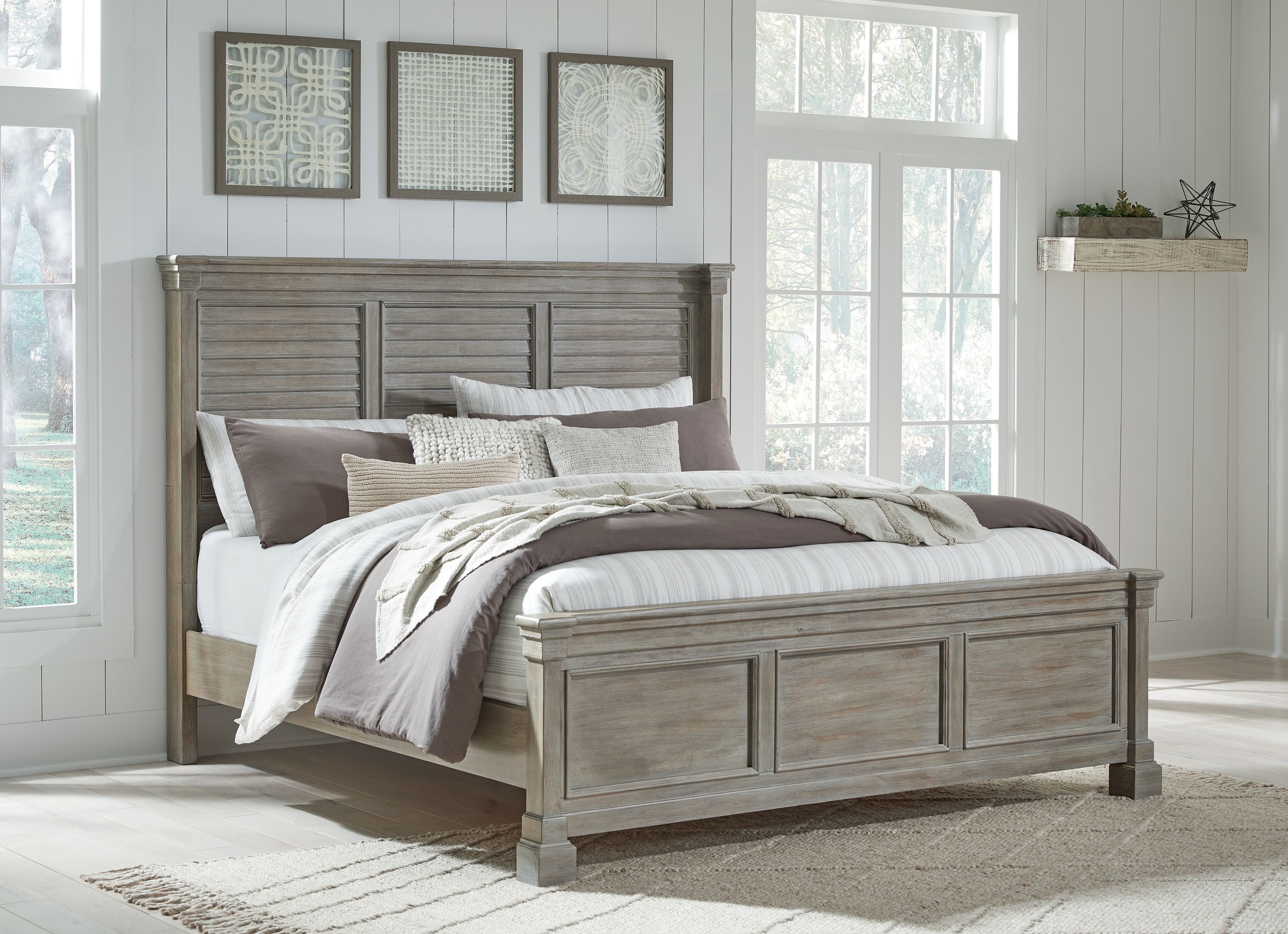 Ashley Moreshire Queen Panel Bed B799575496 Portland, OR Key