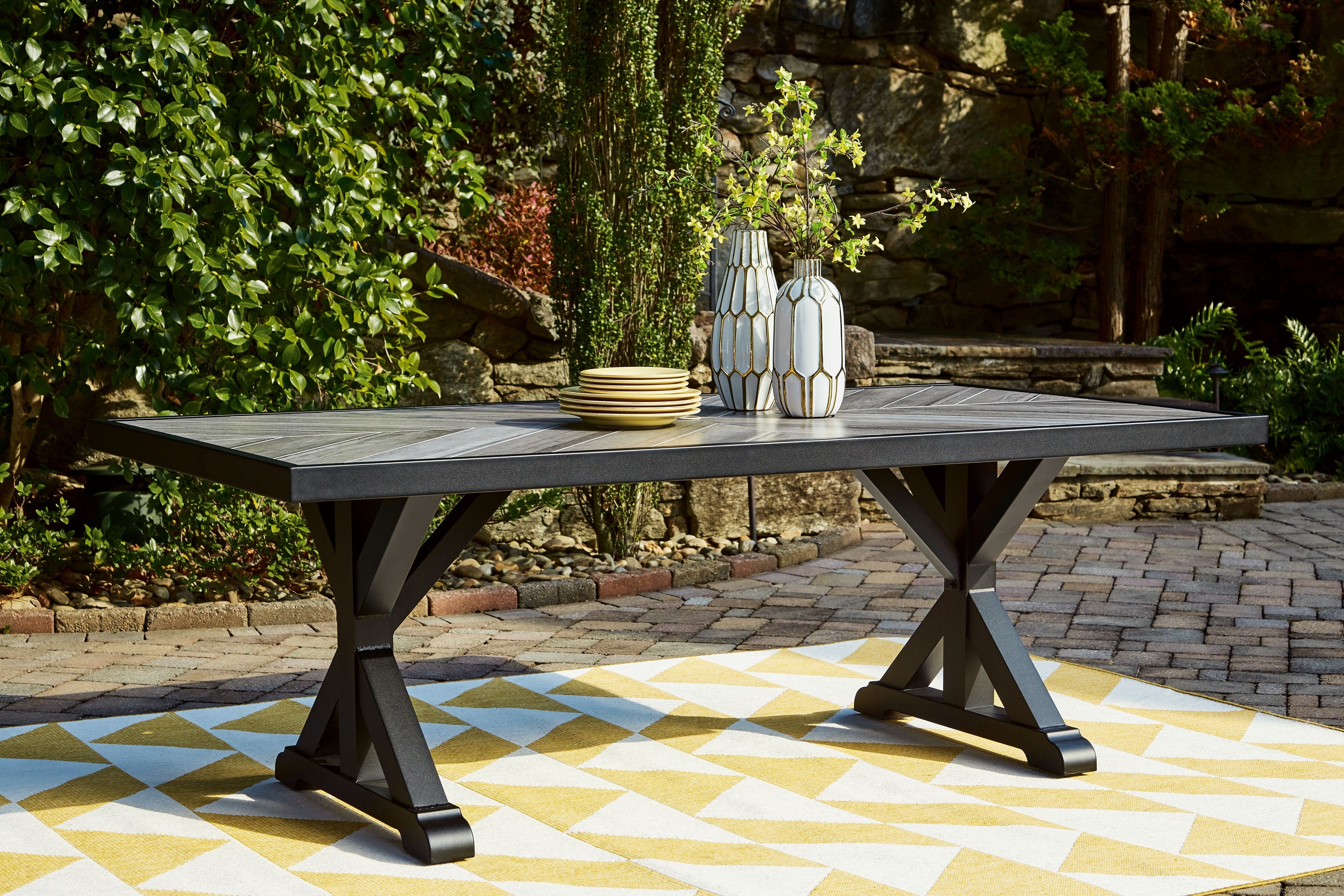 Ashley Beachcroft 7 Piece Outdoor Dining Table Set P792-625