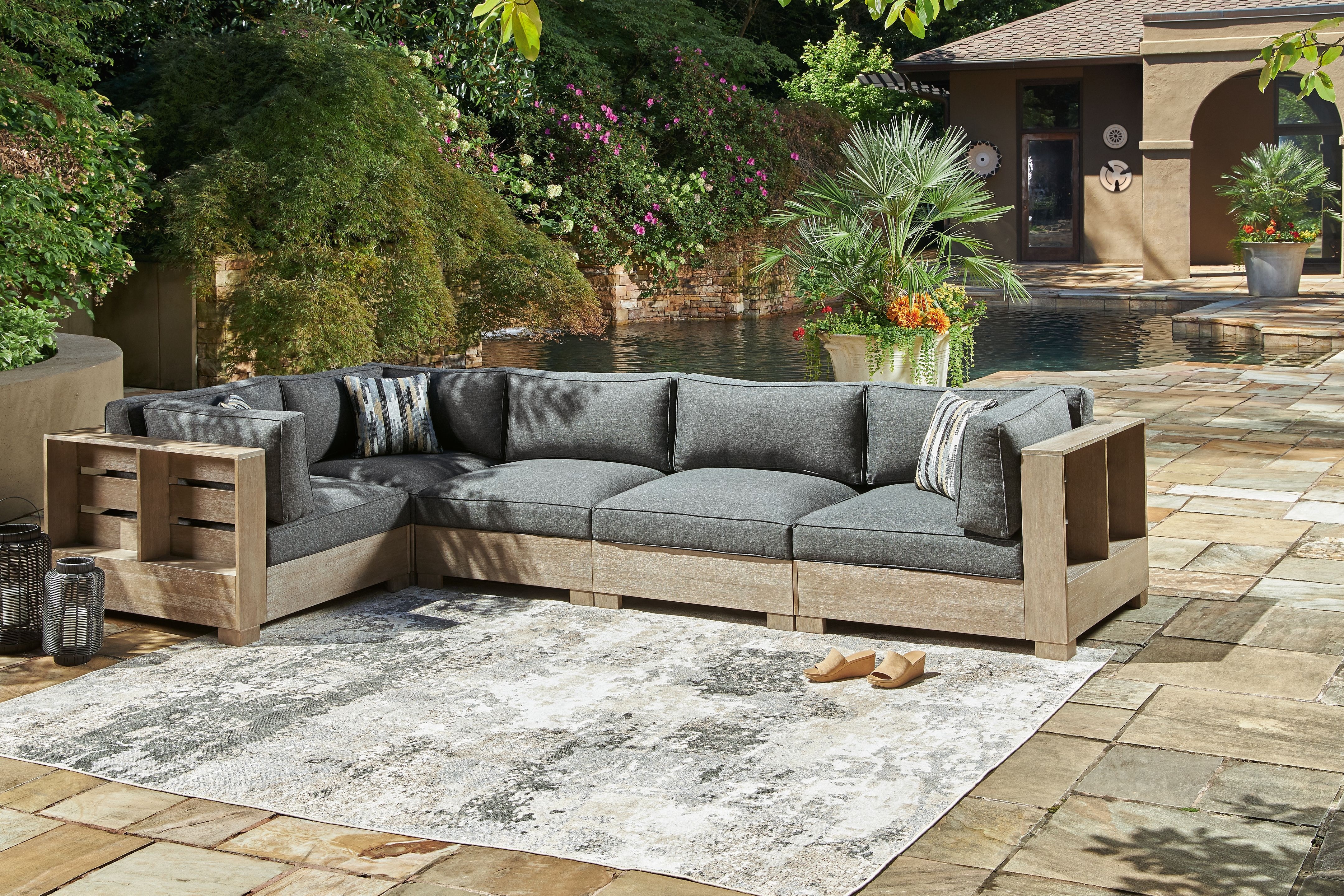 Outdoor sectional shop ashley furniture