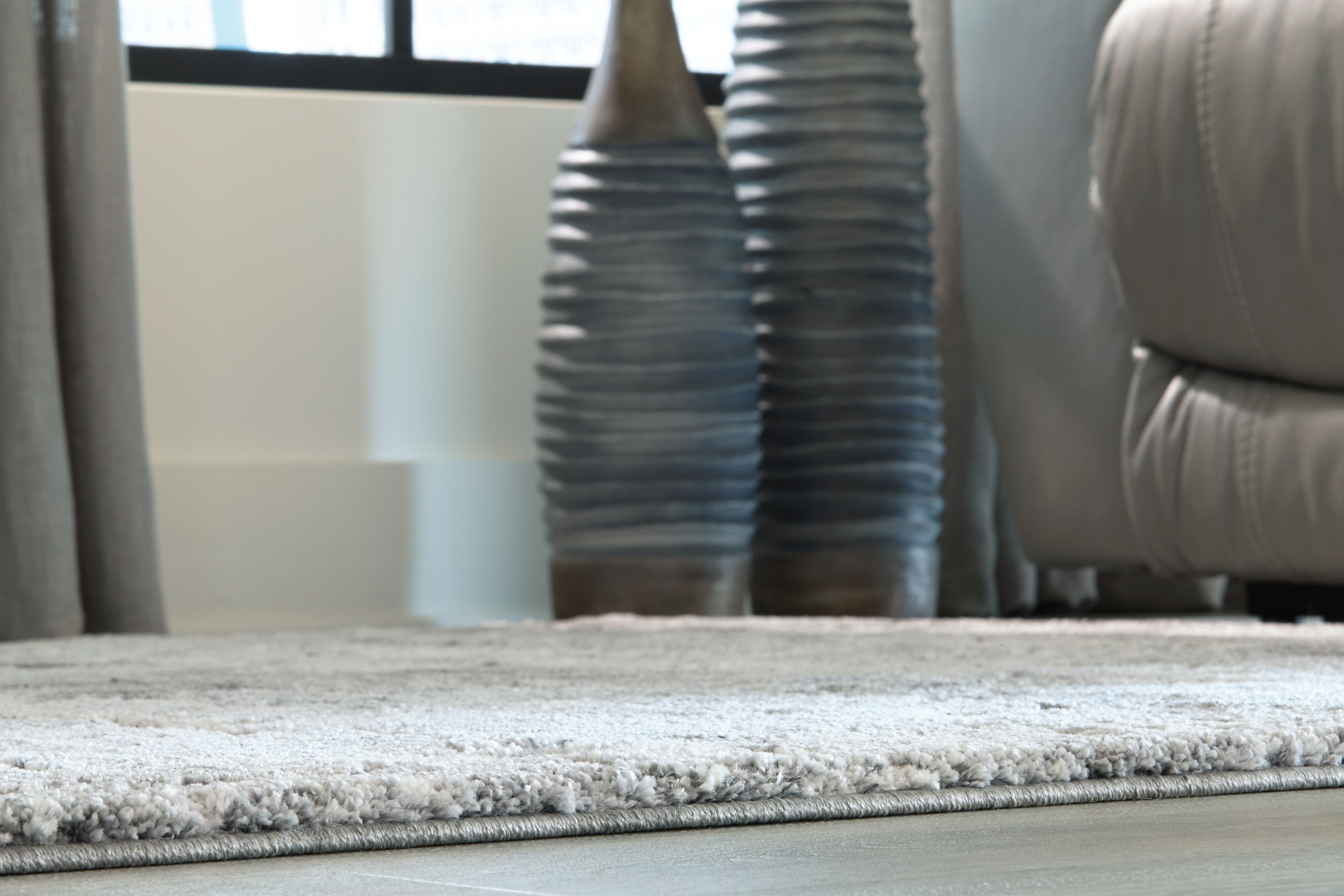 Ashley Wadyka Large Rug R404481 - Portland, OR | Key Home Furnishings