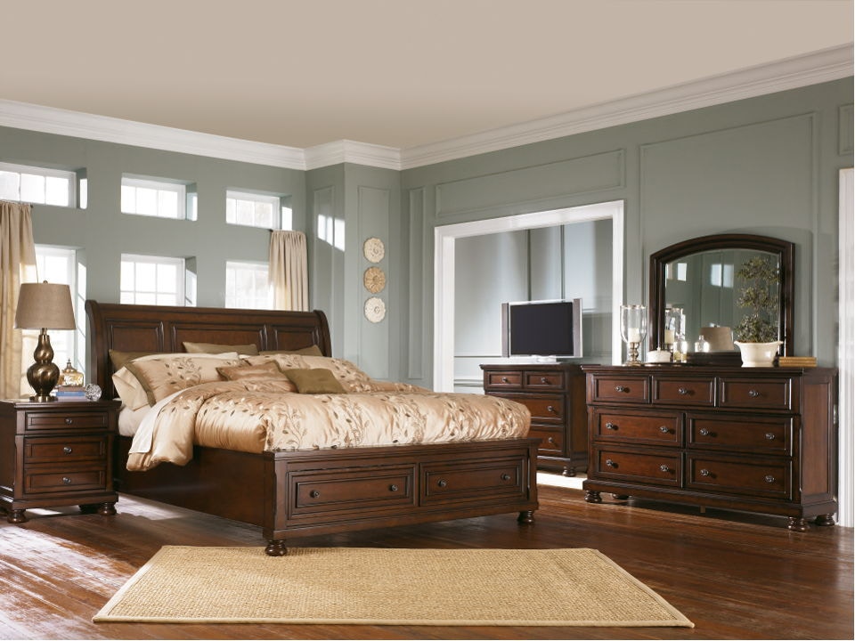 Ashley furniture outlet sleigh bed