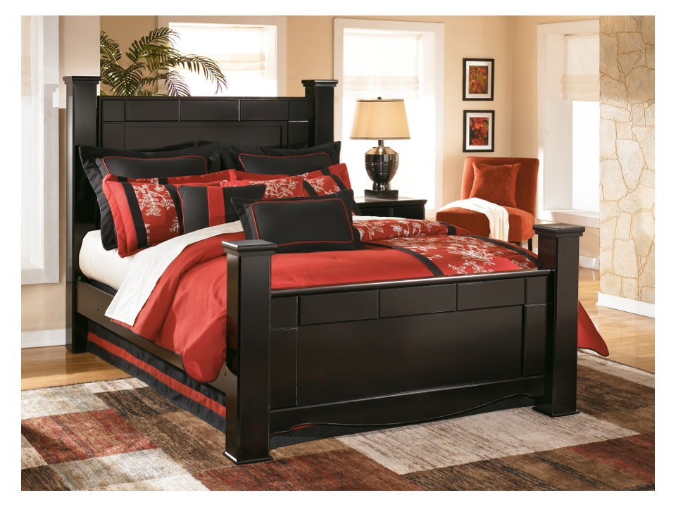 Ashley Shay 5 Piece Queen Poster Bed Set B271-67-64-61-98-92