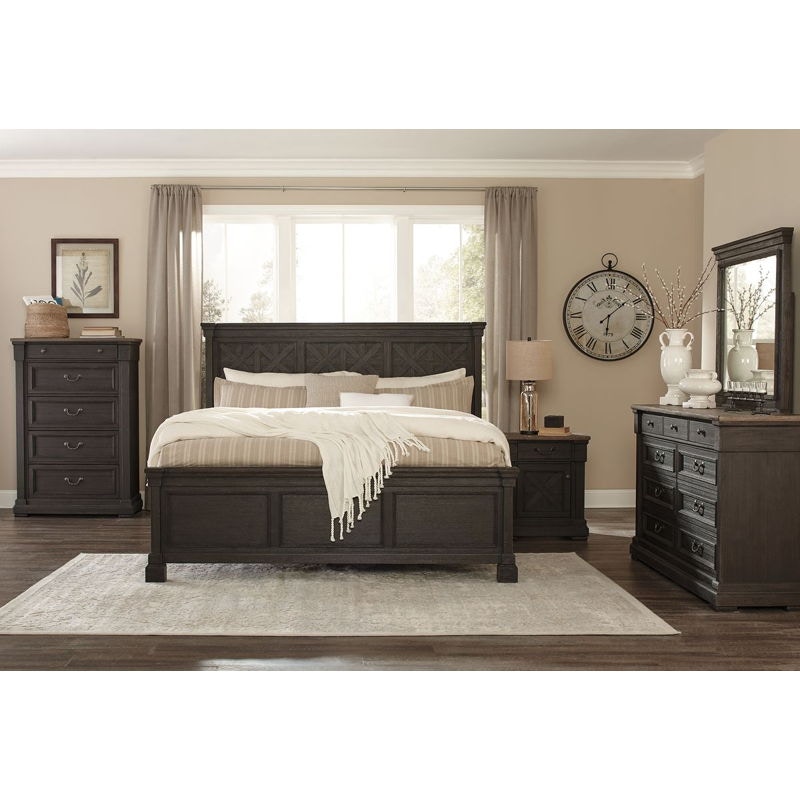 Tyler creek store bedroom set