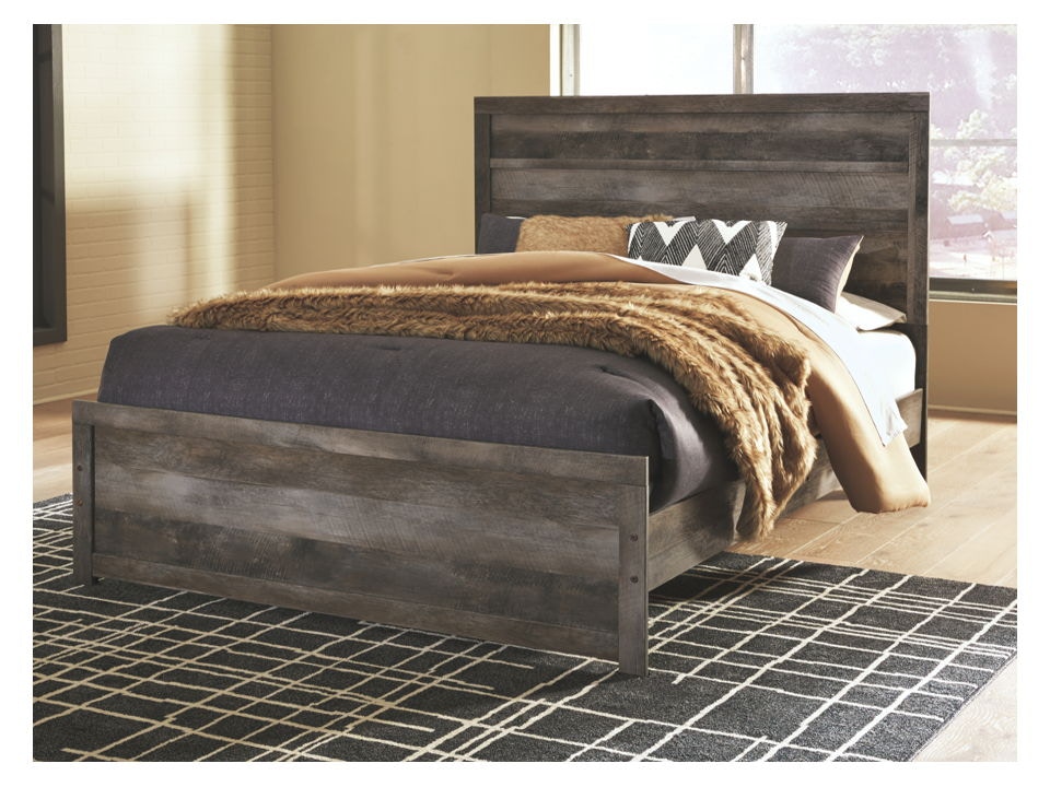 Baylow queen store panel bed