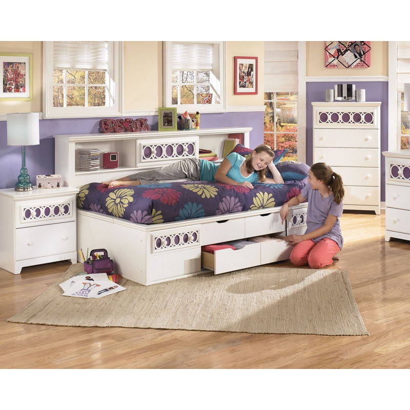 Ashley 2025 zayley bed