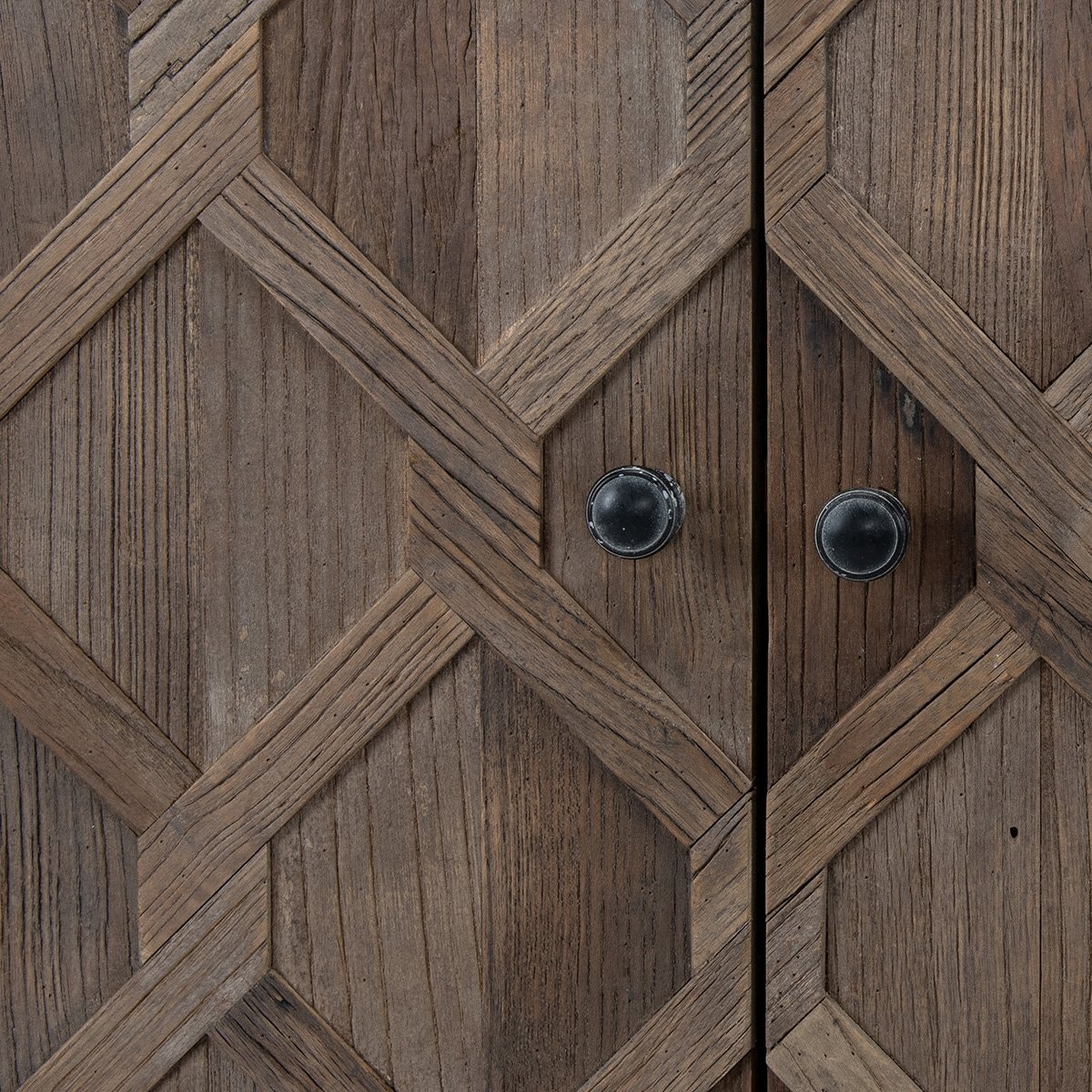 Classic Home Grafton 4 Door Sideboard - Thumbnail 3