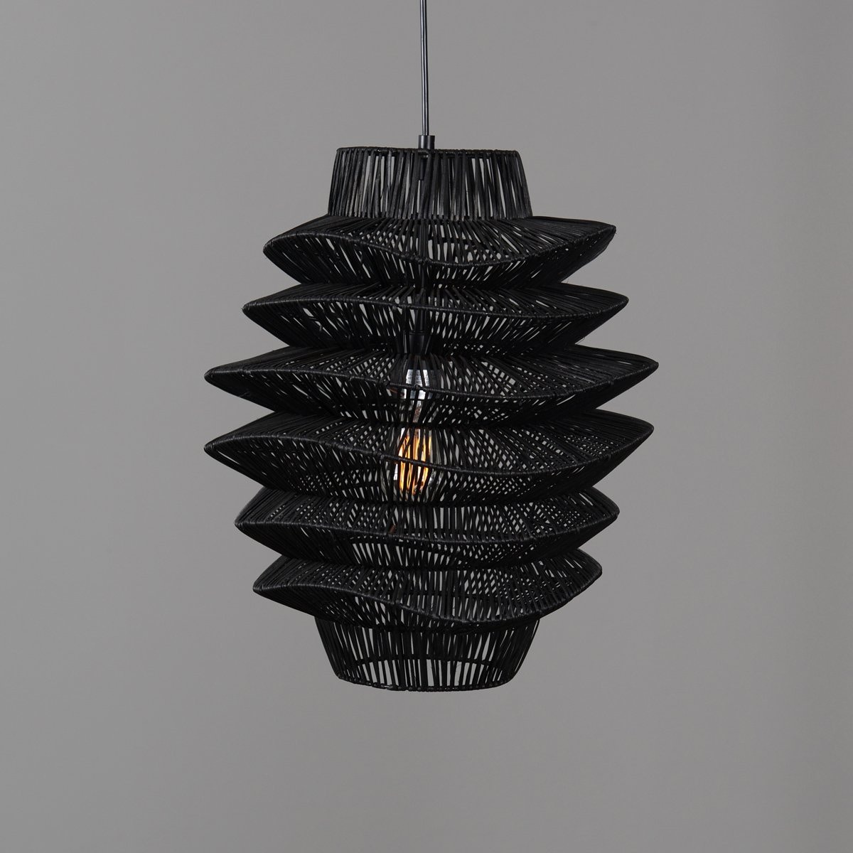Classic Home Shelly Pendant Medium Black