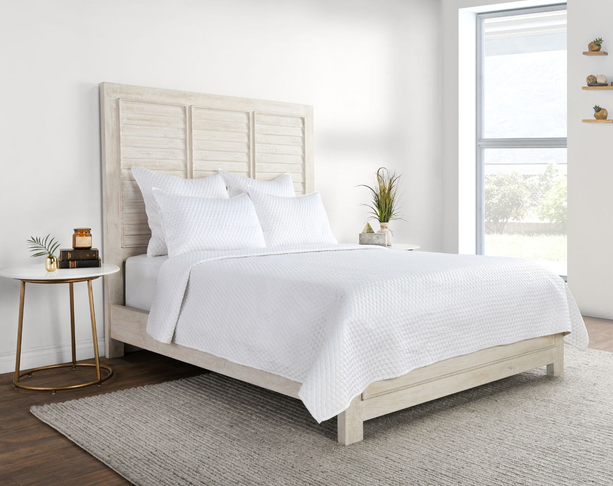 Classic Home 3 Piece Queen Quilt Set BEDQ412Q