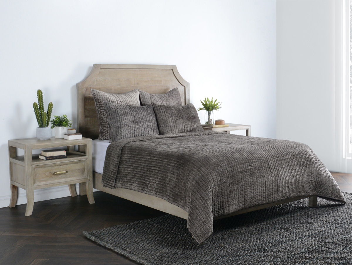 Classic Home Velvet 3 Piece Queen Quilt Set BEDQ423Q