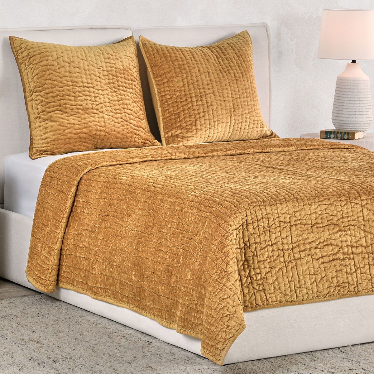 Classic Home 4 Piece King Velvet Quilt Set BEDQ535K