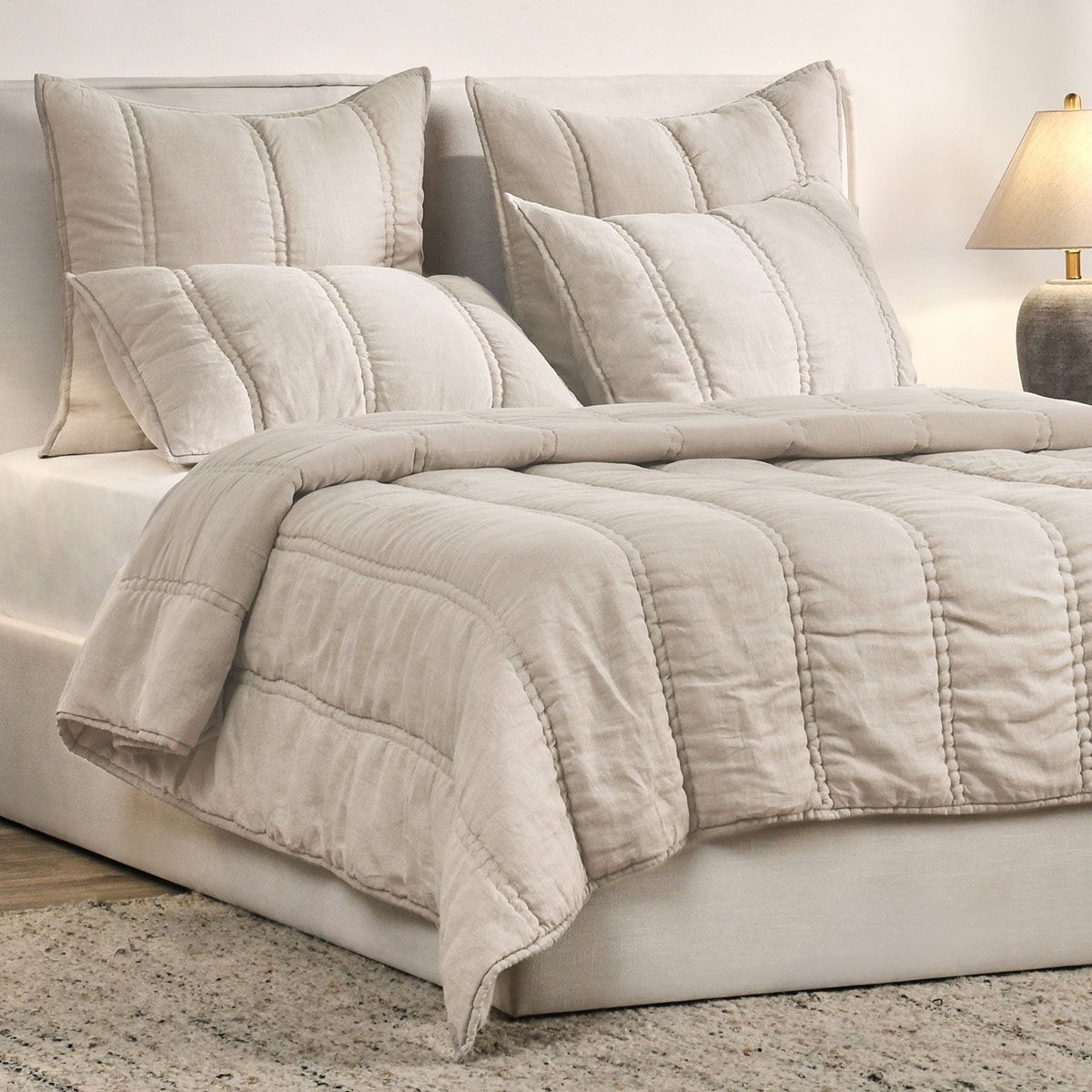 Classic Home Queen Quilt V290151