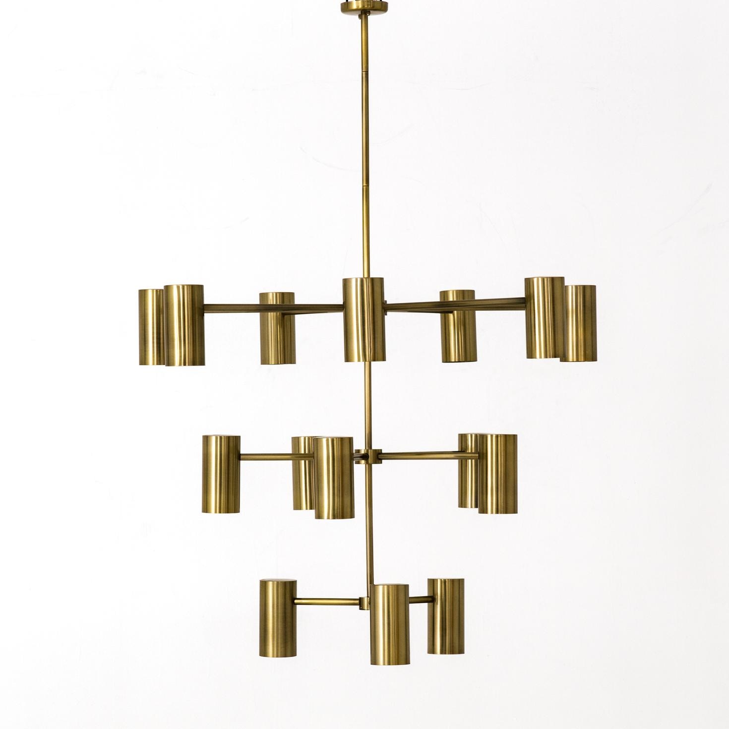 four-hands-theo-tiered-