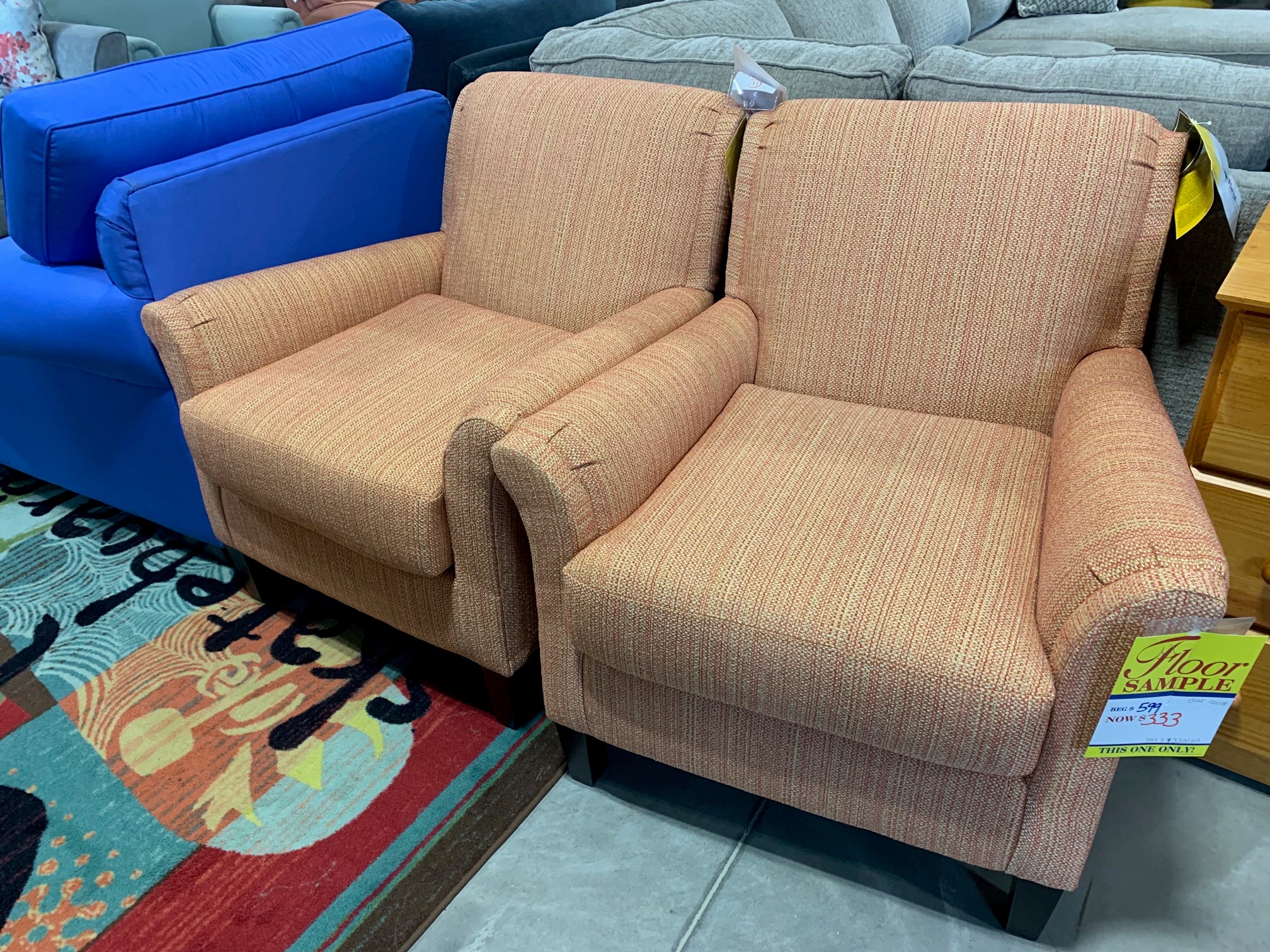 Accent Chairs Add Color These Accent Chairs Add A Splash Of Color To Any Room