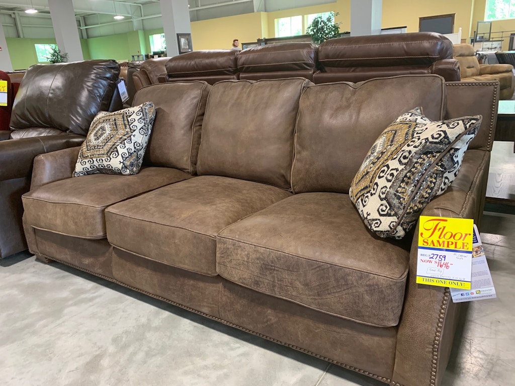 Nail Head Designer Sofa Super Comfy Down Blend Cushions And Designs Make This An Absolute Steal It Will Not Last Long