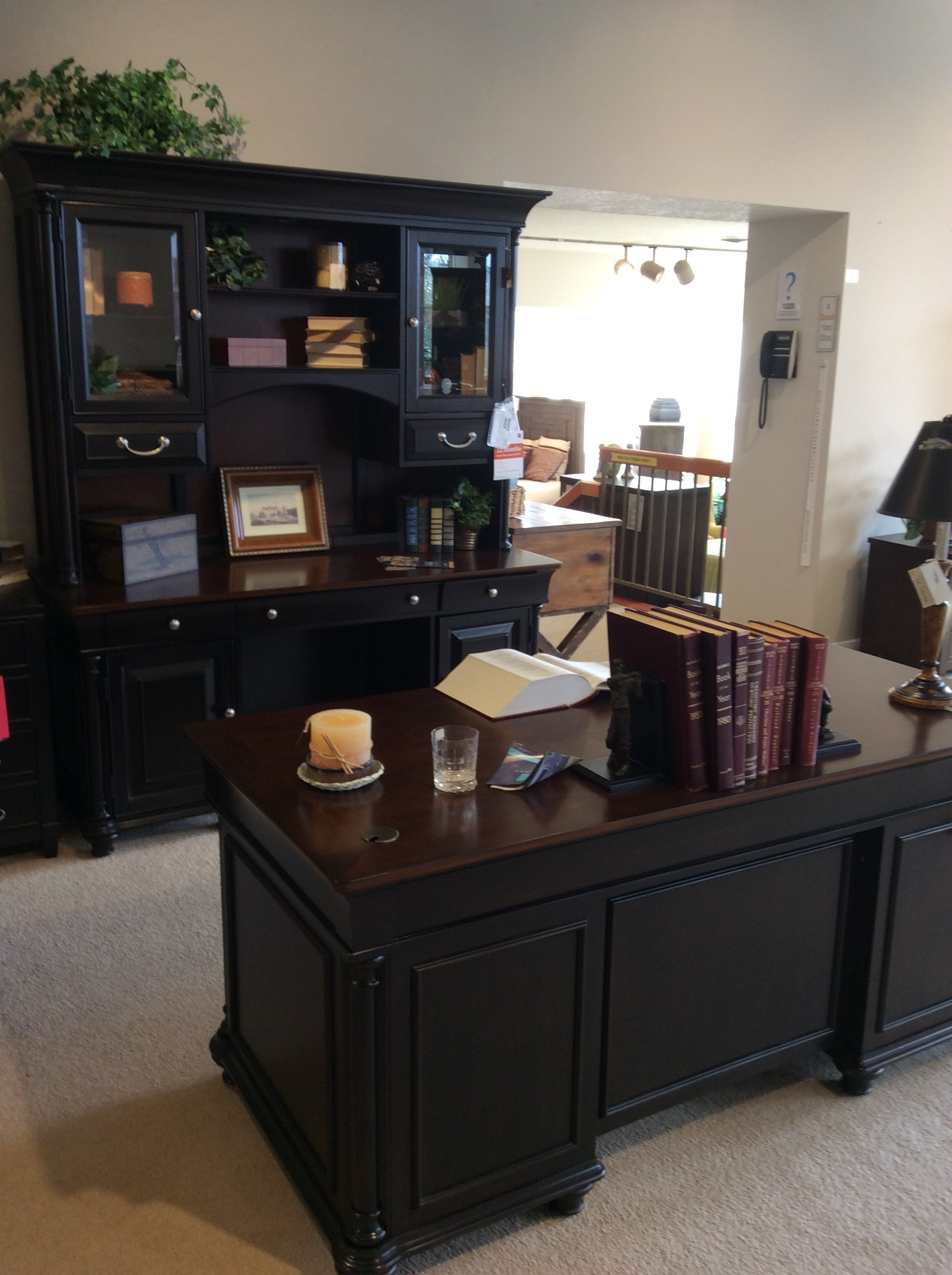 Good S Clearance Desks Good S Furniture Kewanee Il