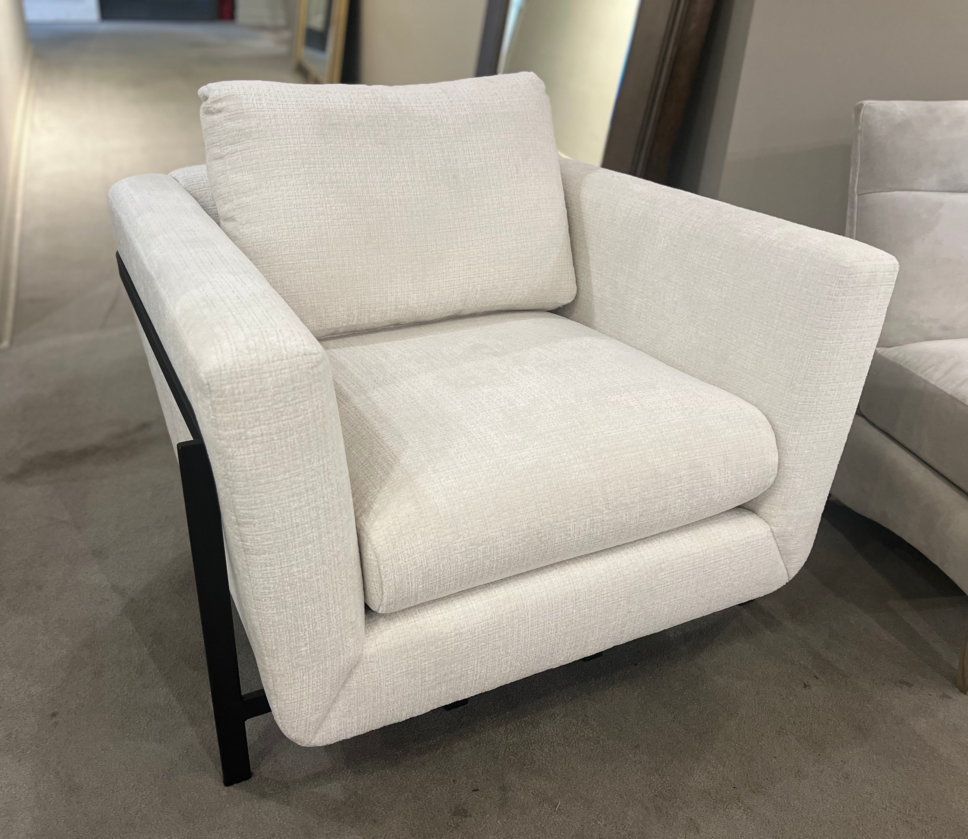 Century Furniture Factory Outlet Vince Chair LTD5300-6/50