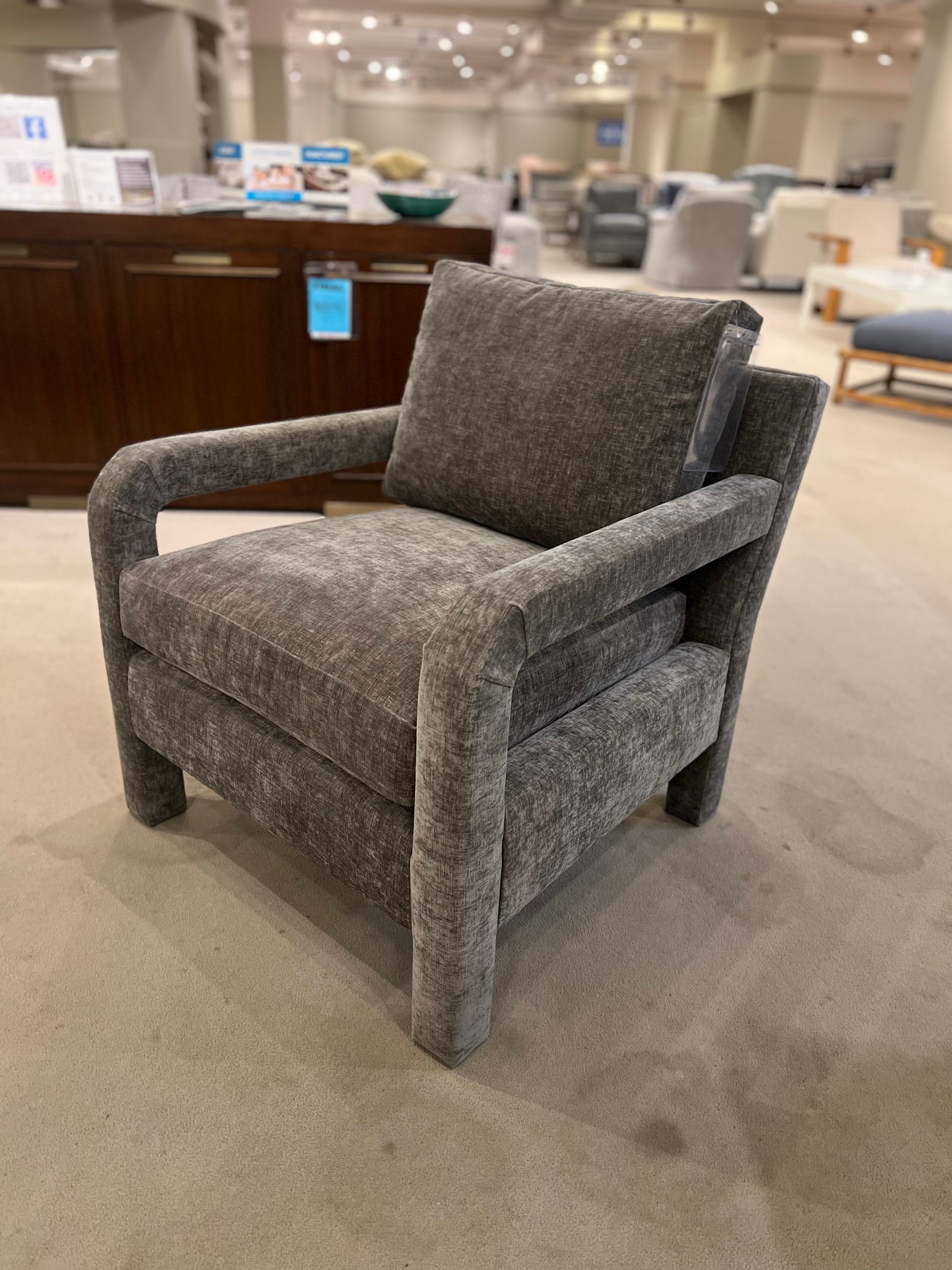 Century Furniture Factory Outlet Cass Chair SIG2125-6/90