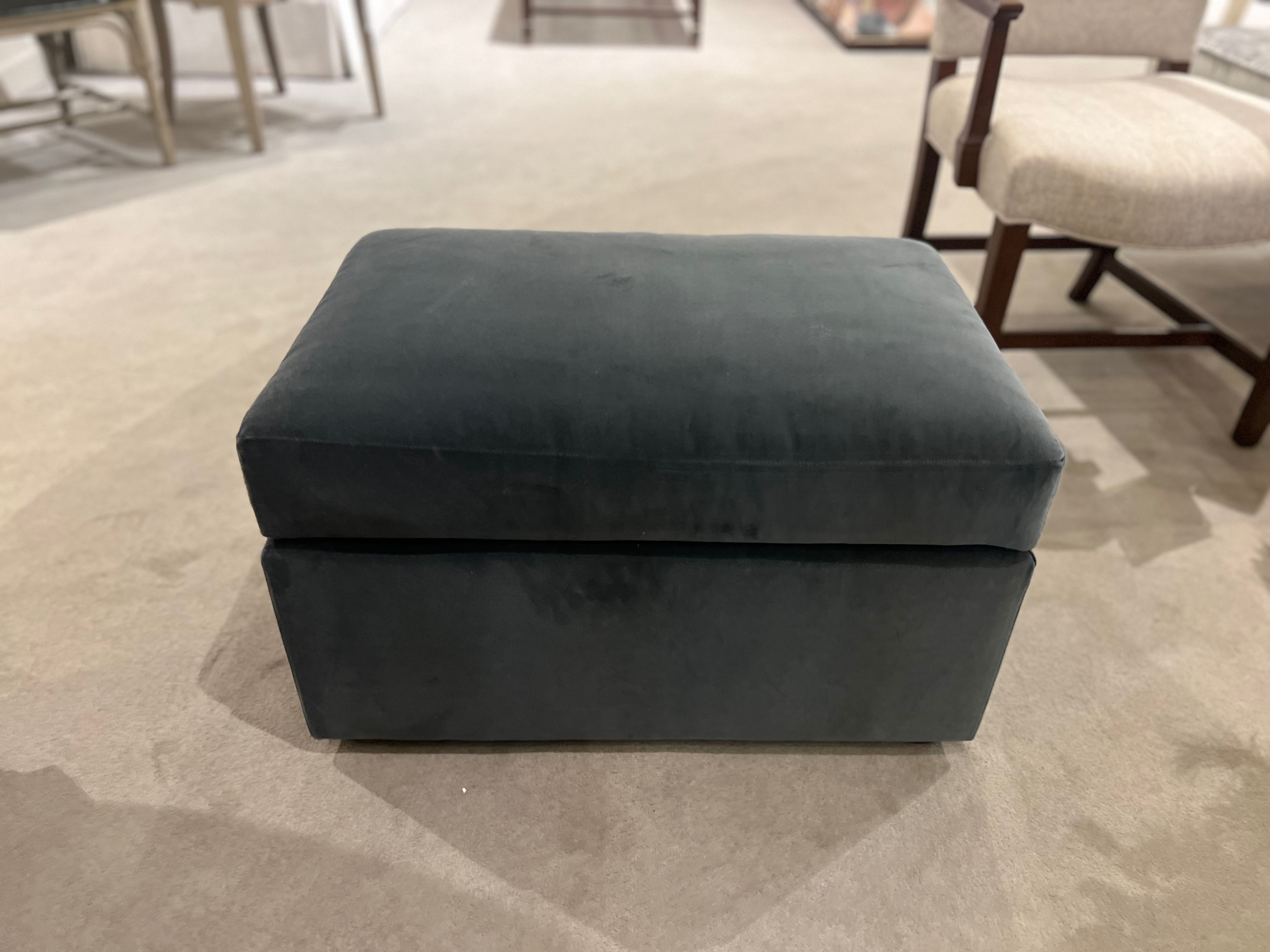 Hickory Chair Factory Outlet Jules Configurable Ottoman HC9509-29C/210