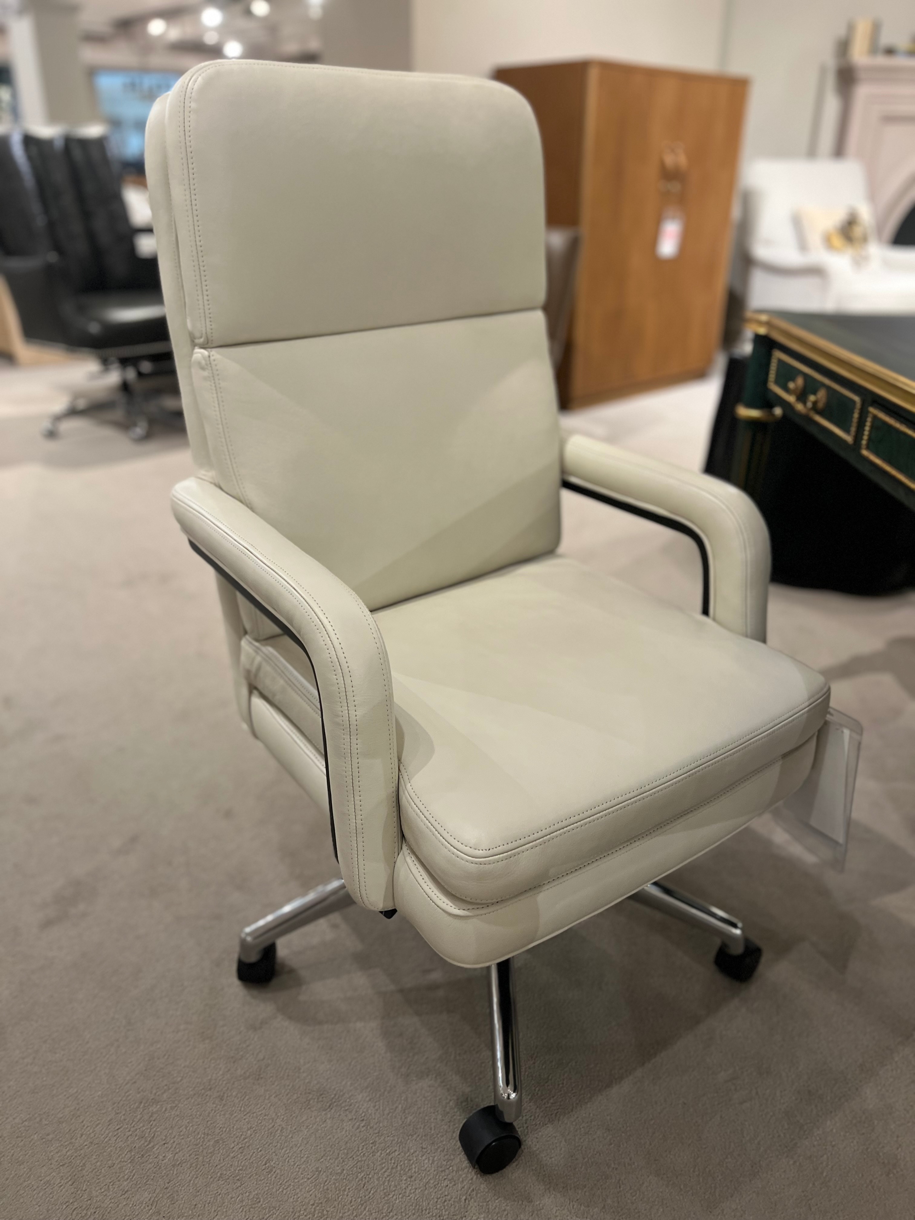Hancock and Moore Factory Outlet Silverton Swivel Tilt 6863ST-PL/597