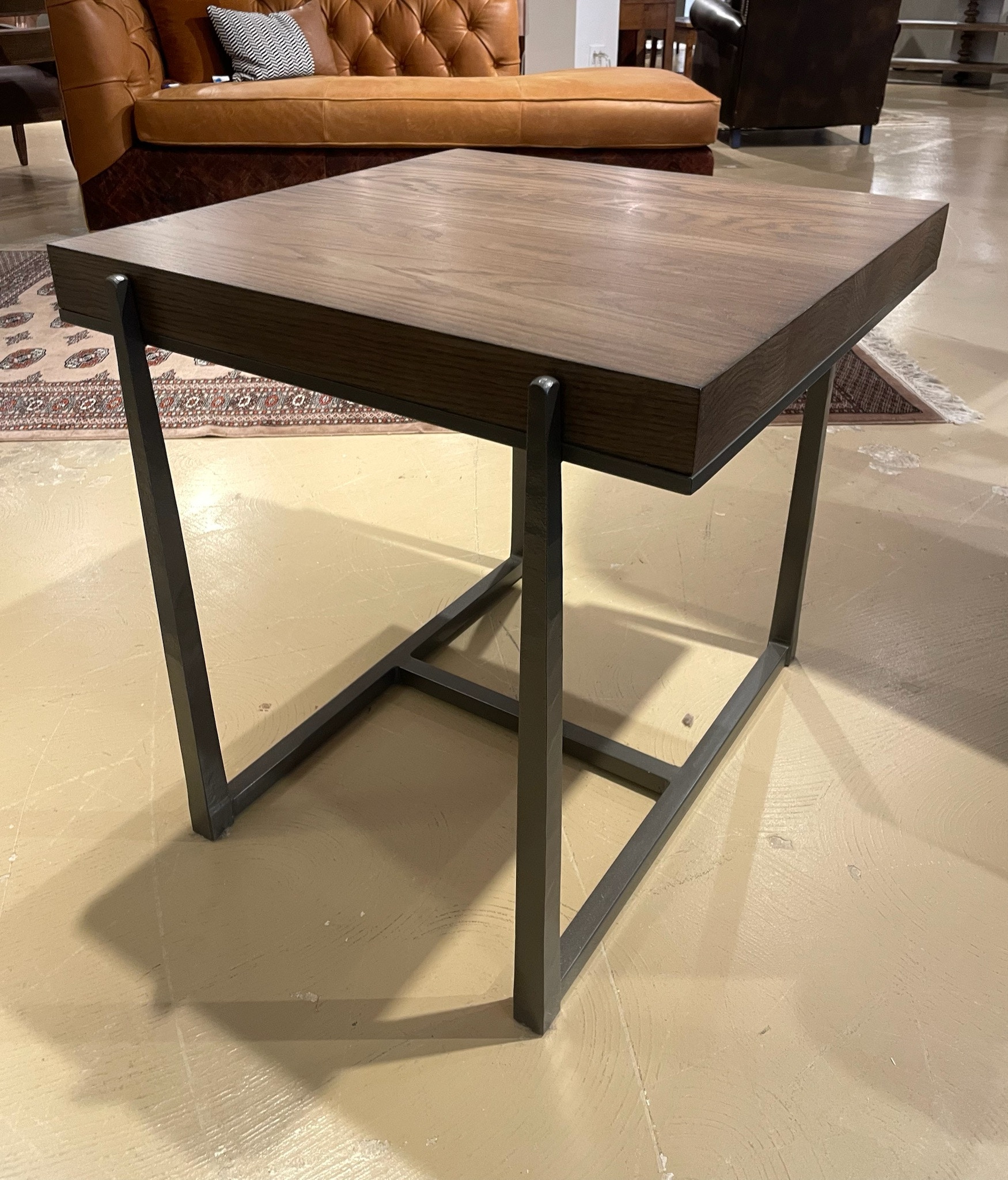 Hickory Park Clearance Cooper End Table by Charleston Forge Furniture 6123-79