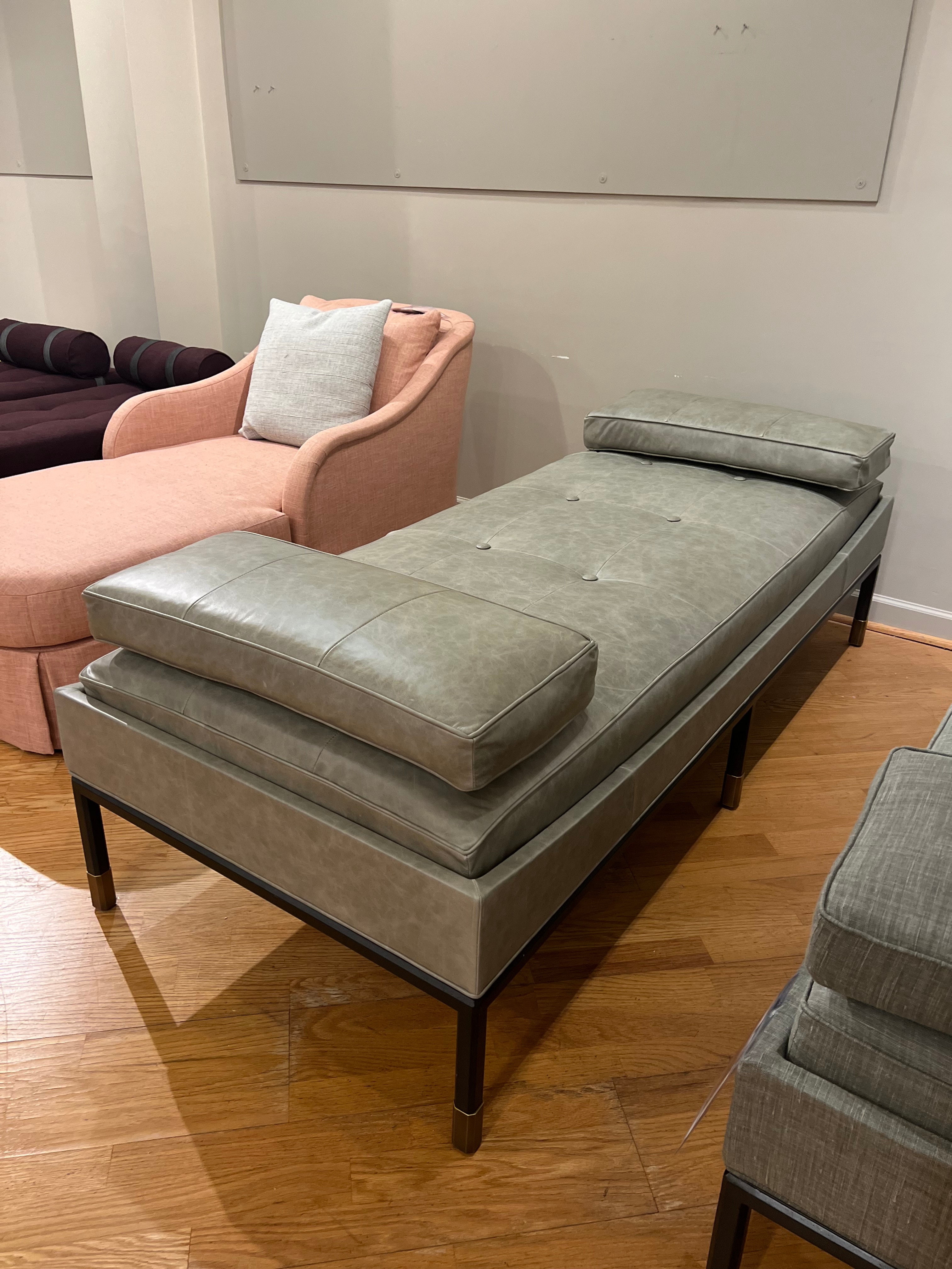 Century Furniture Factory Outlet Jennings Daybed AE-LTD1007-16REC/230