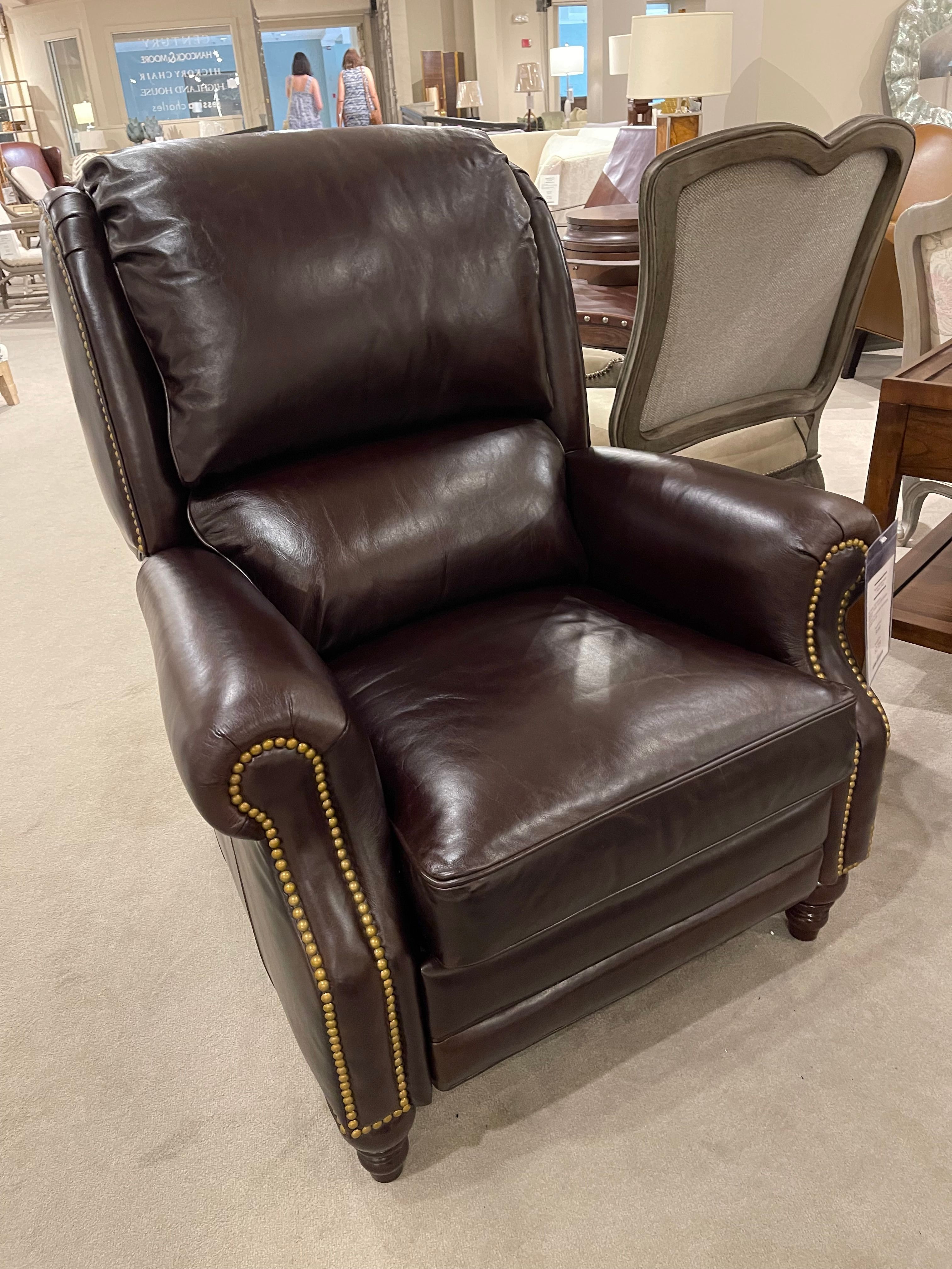 leather recliner outlet