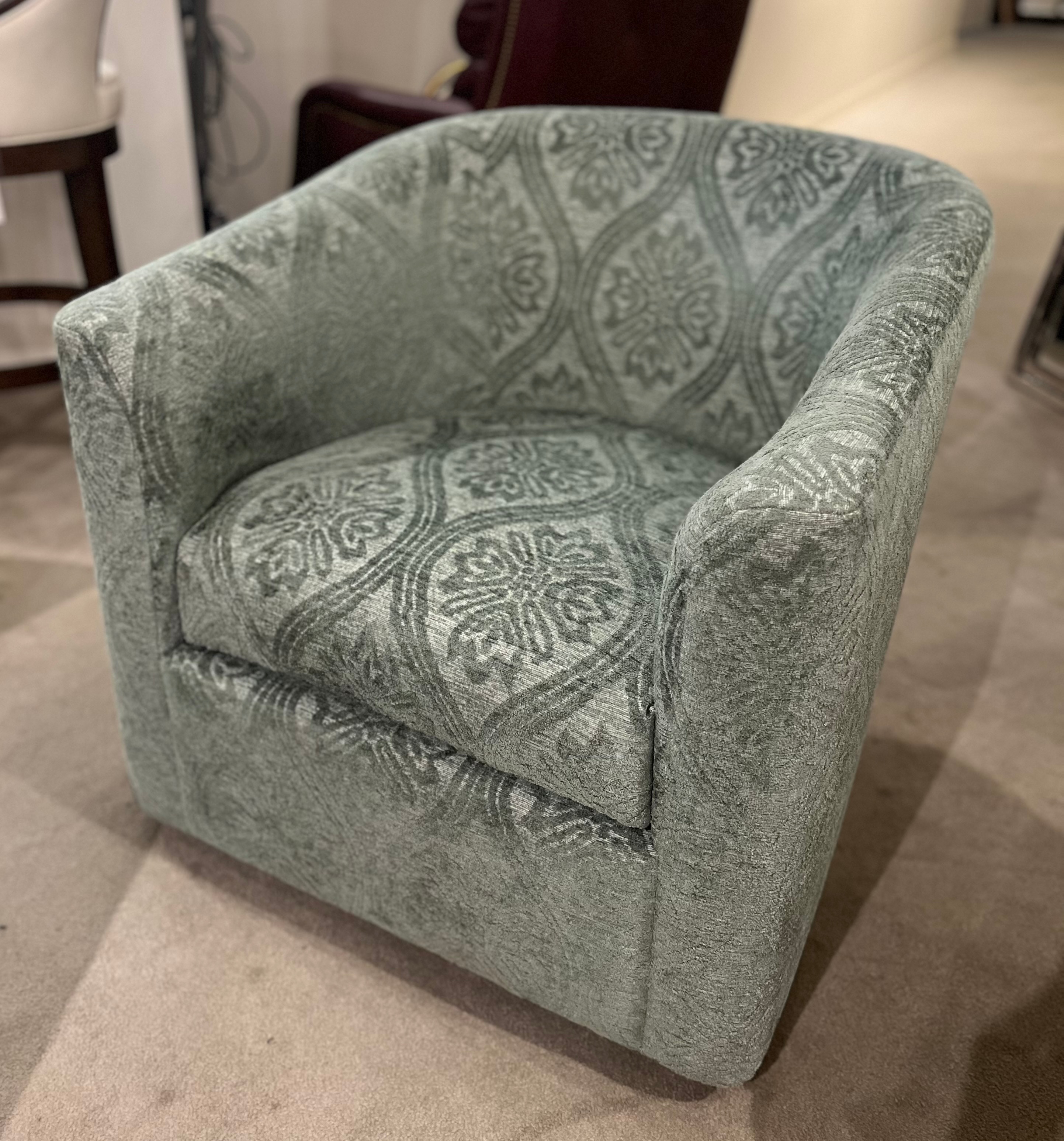 Jessica Charles Factory Outlet Maeve Swivel Chair 5616/10010