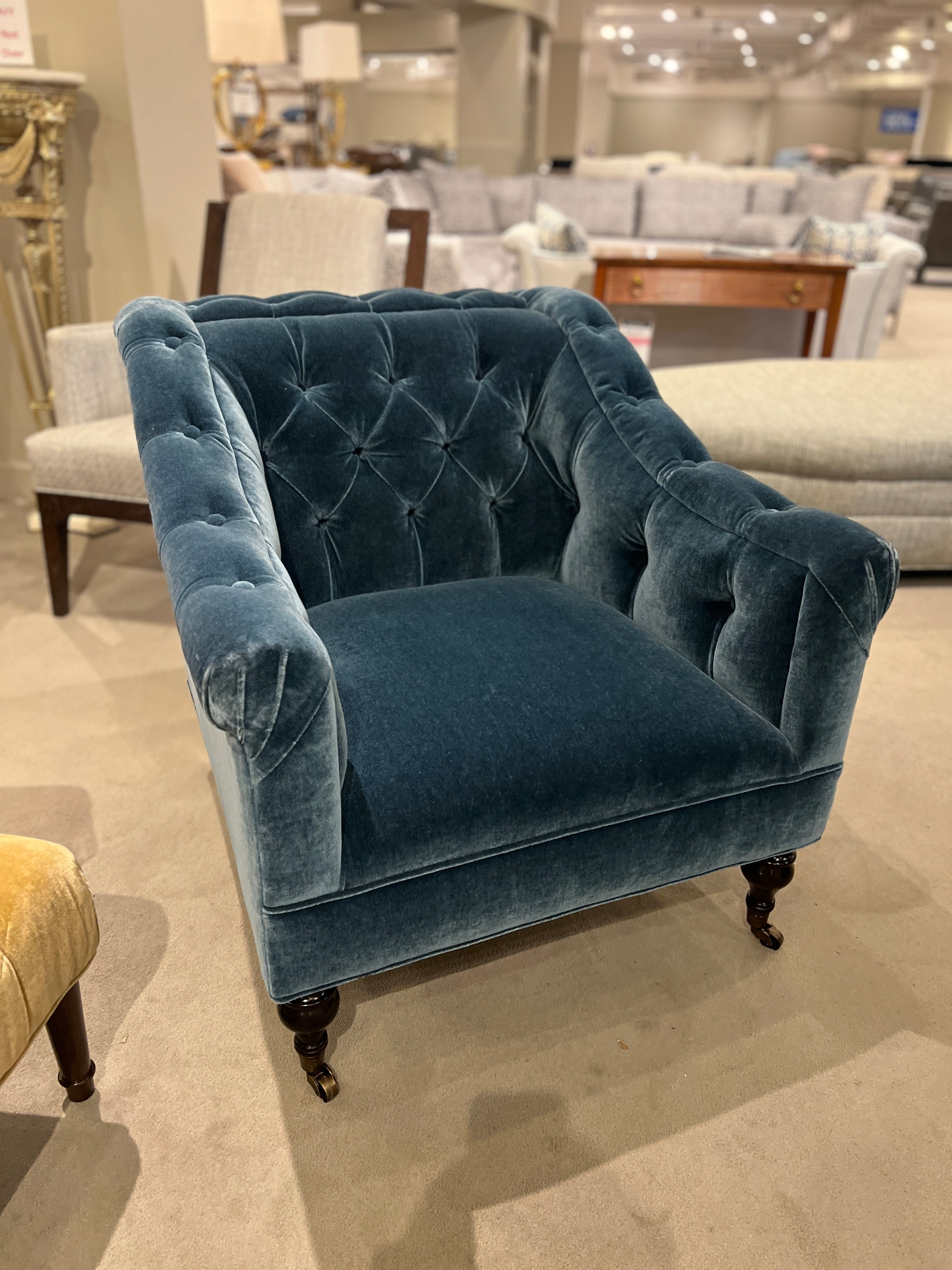 Highland House Factory Outlet Elizabeth Tufted Chair 2101/110