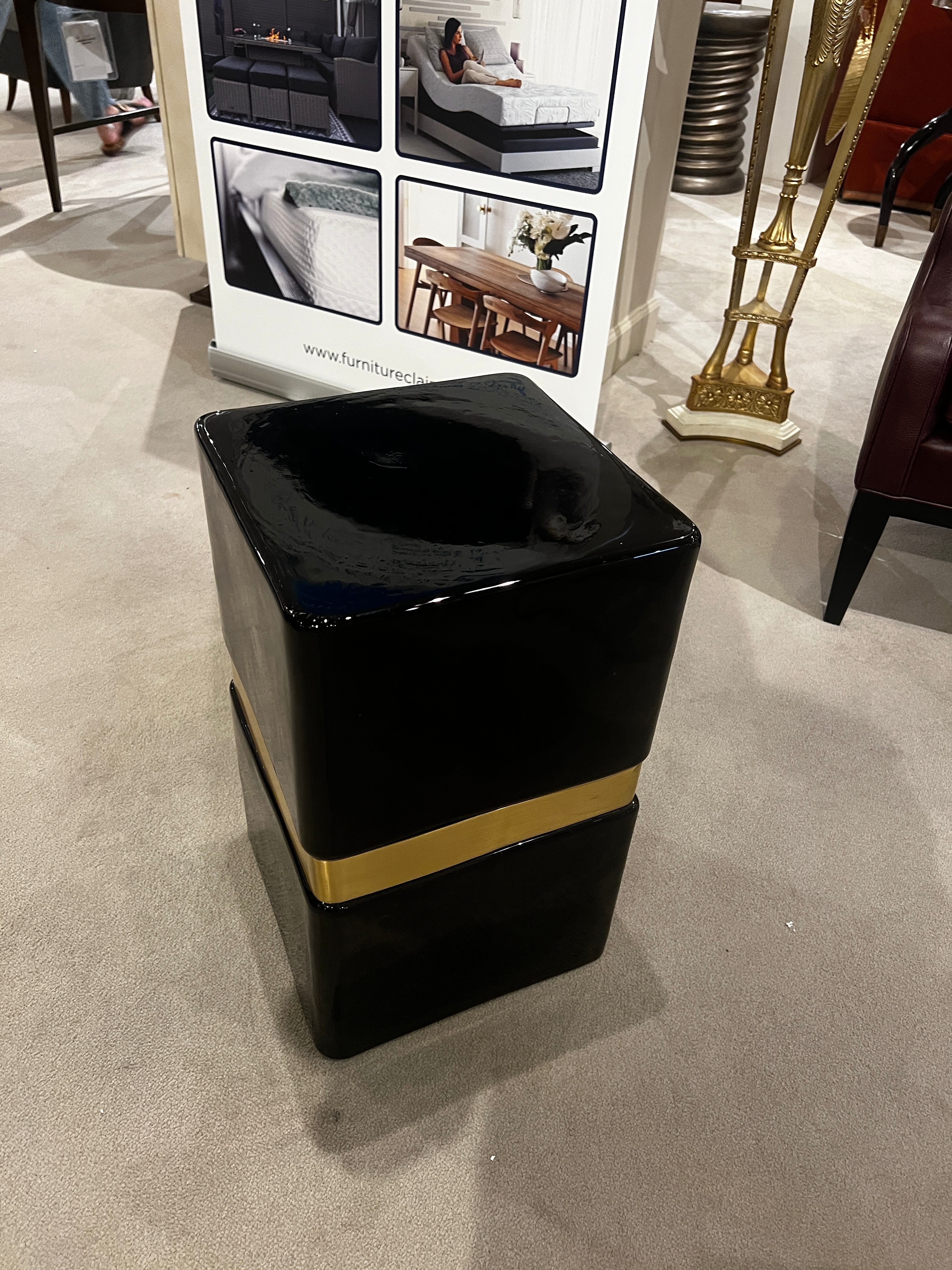 Century Furniture Factory Outlet Maverick Accent Table SF6092/210