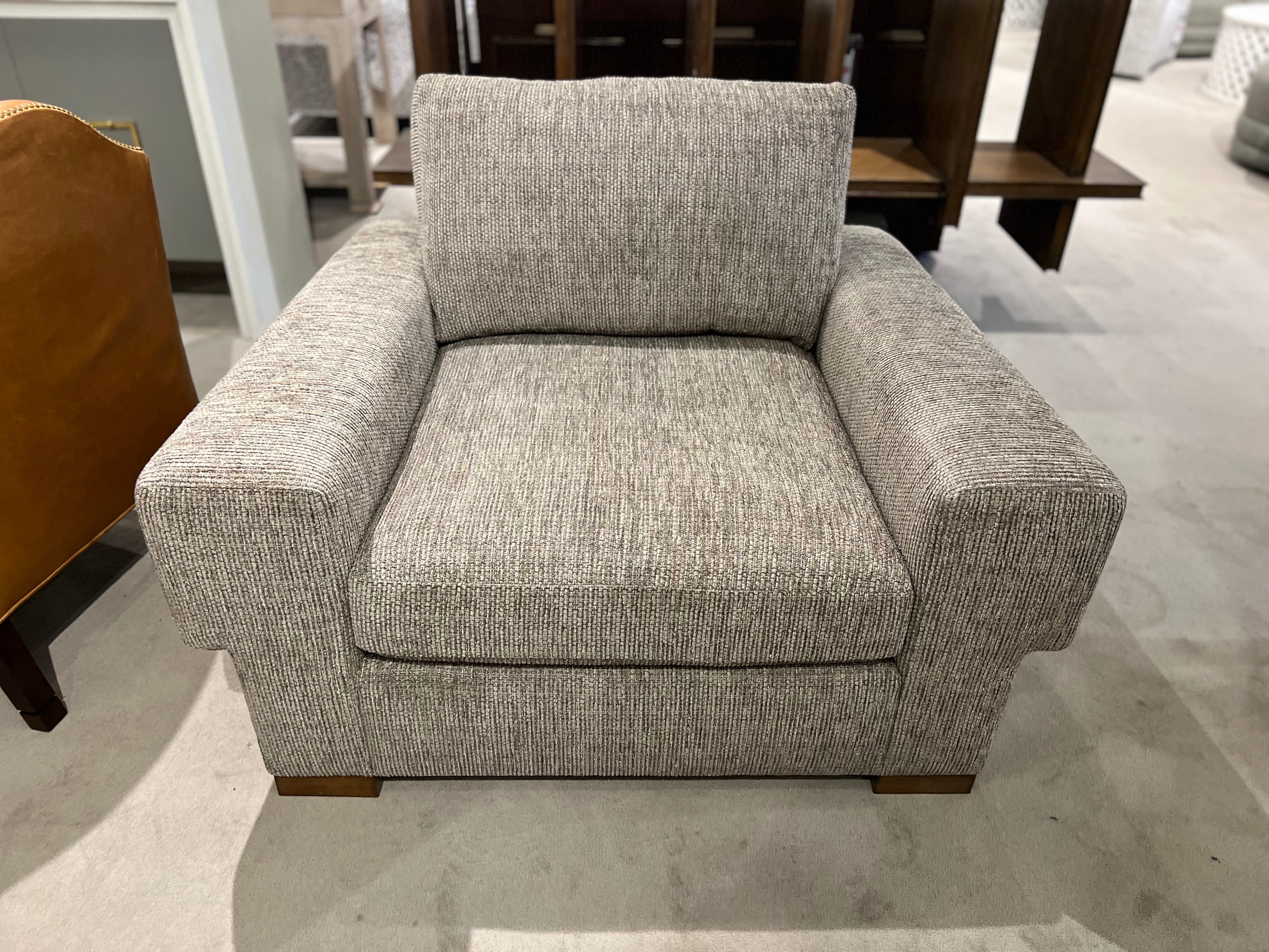 Century Furniture Factory Outlet Great Room Chair LTD7100-6/230