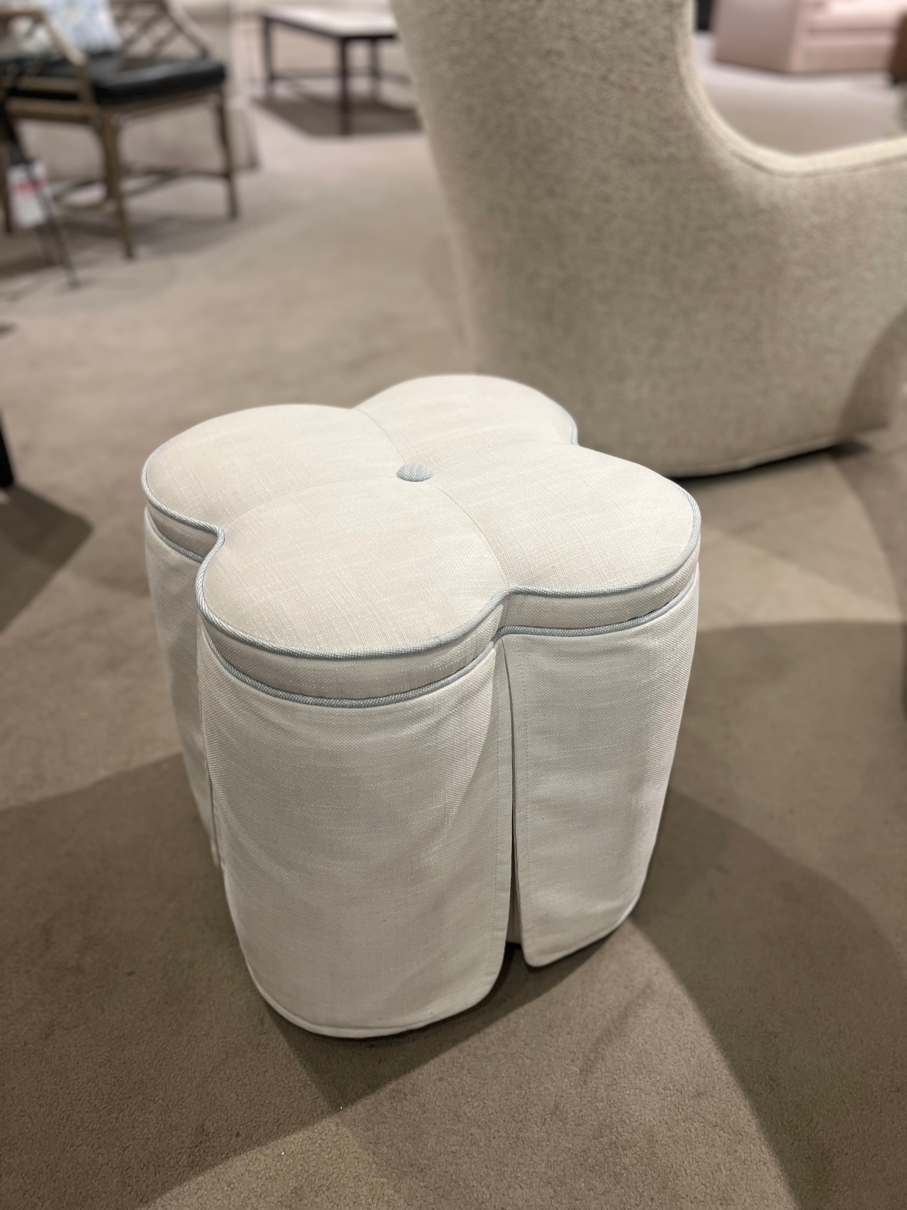 Jessica Charles Factory Outlet Shamrock Ottoman 8923/10842