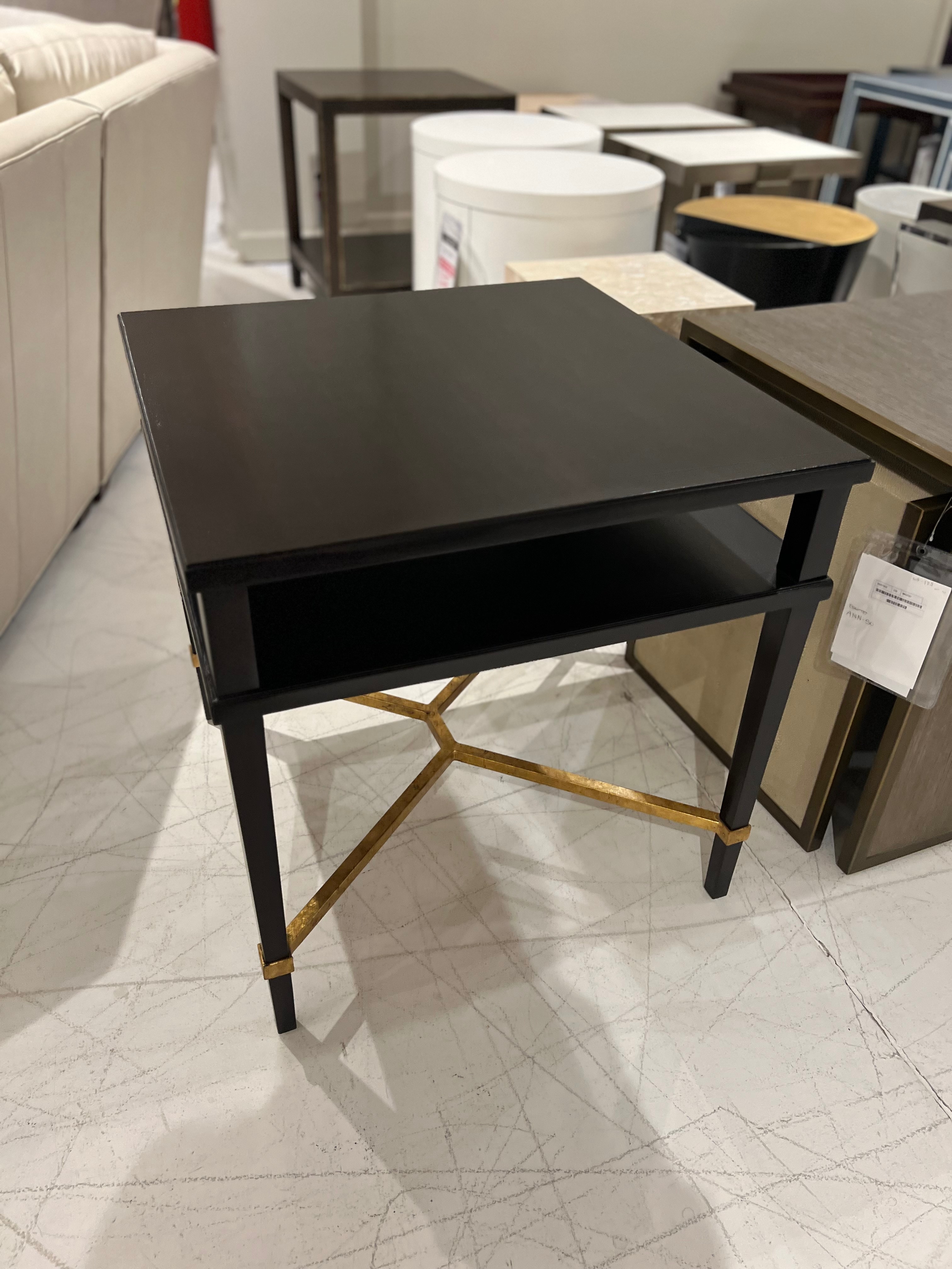 Maitland-Smith Factory Outlet Anka Chairside Table HM1065/120
