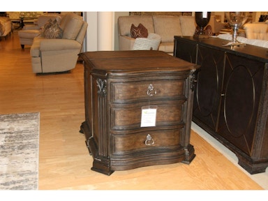 Thomasville Furniture Hickory Mart Nc Thomasville Casa Veneto Nightstand 84811 810