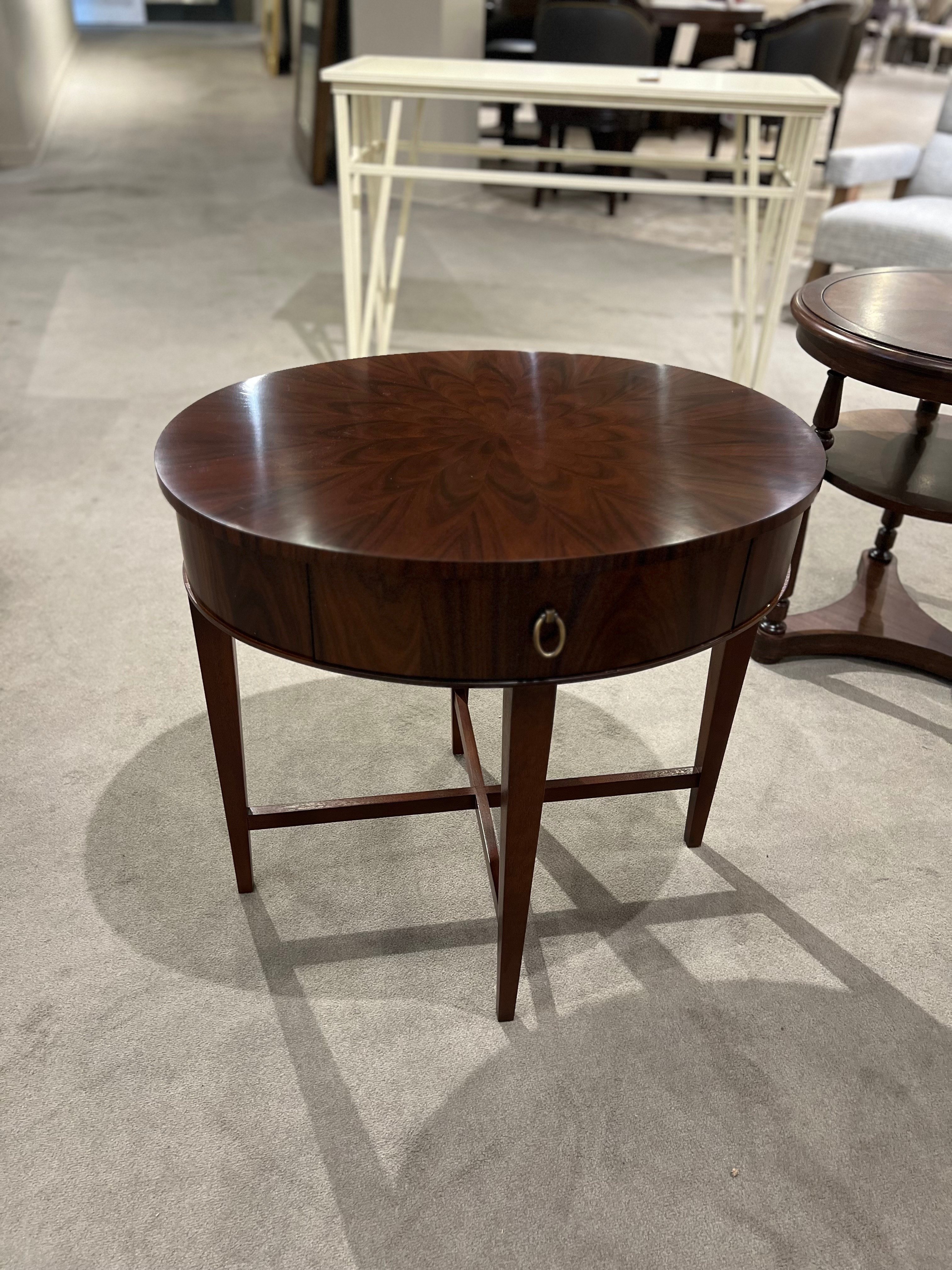 Hickory Chair Factory Outlet Springfield Side Table HC6283-70/180