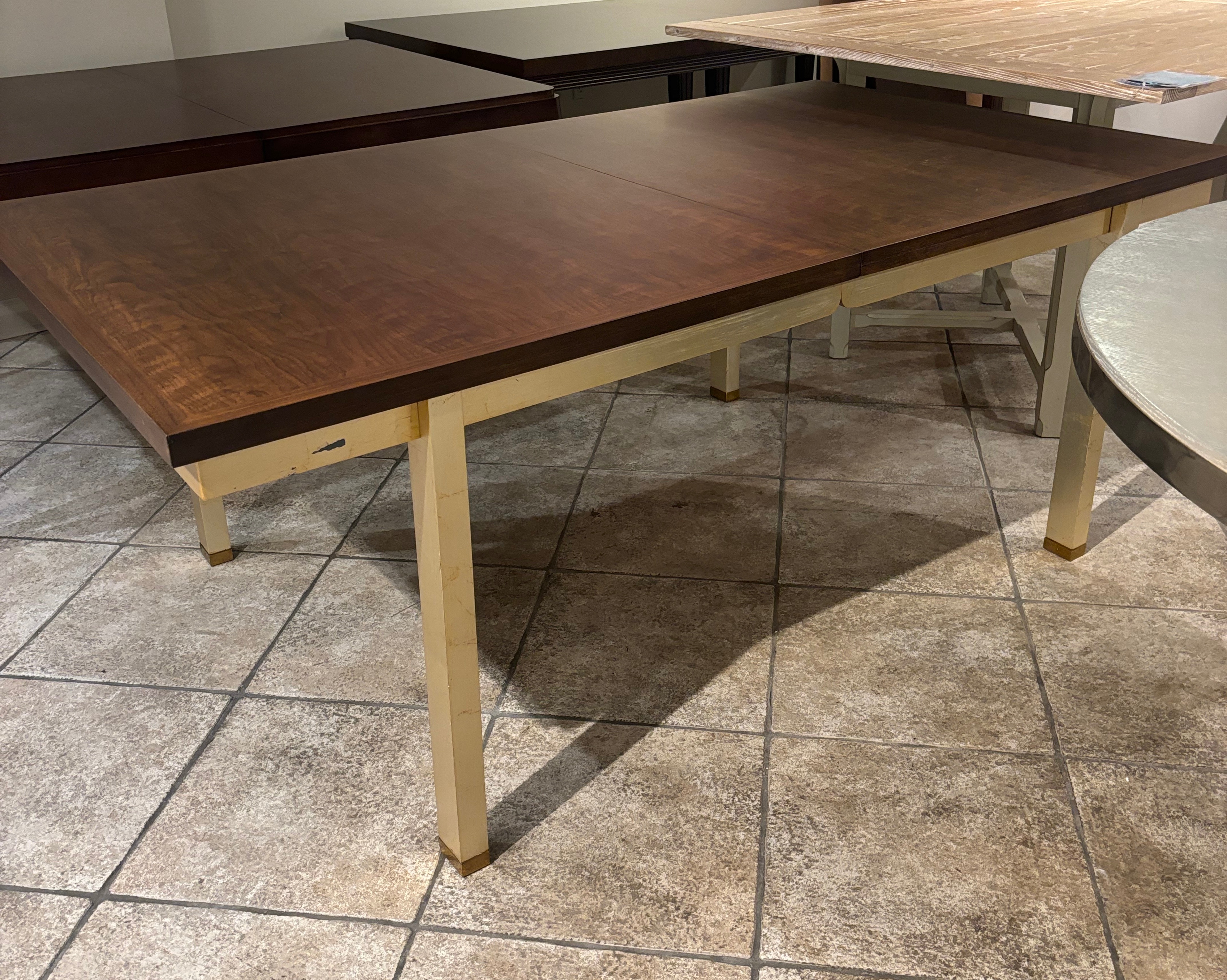 Hickory Chair Factory Outlet Francios Dining Table HC6240-70/1