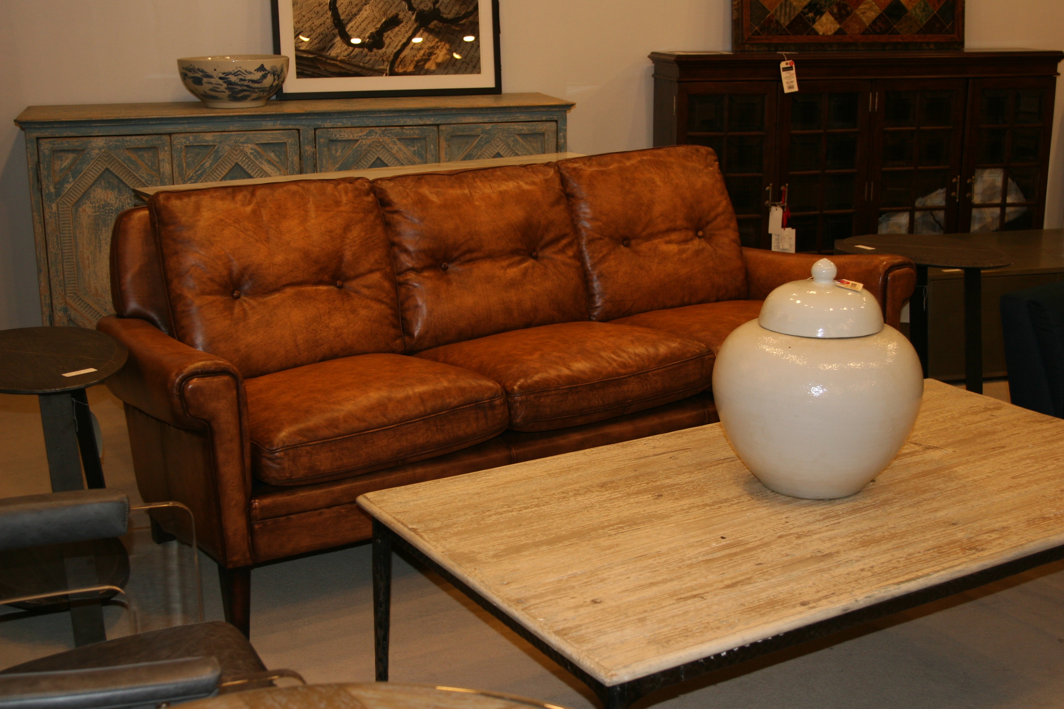 Heritage Furniture Outlet Living Room Brown Leather Tufted Back