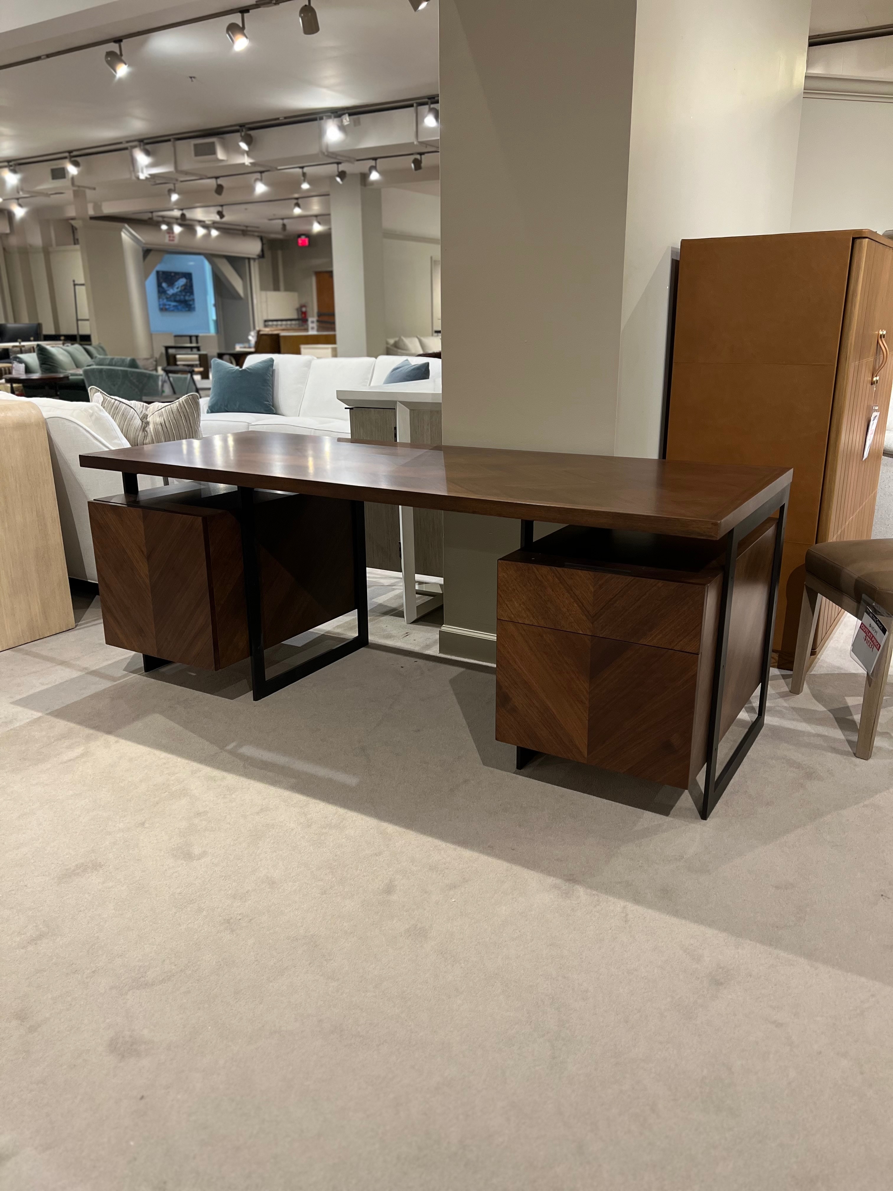 Hickory Chair Factory Outlet Barstock Desk HC7293-10/90