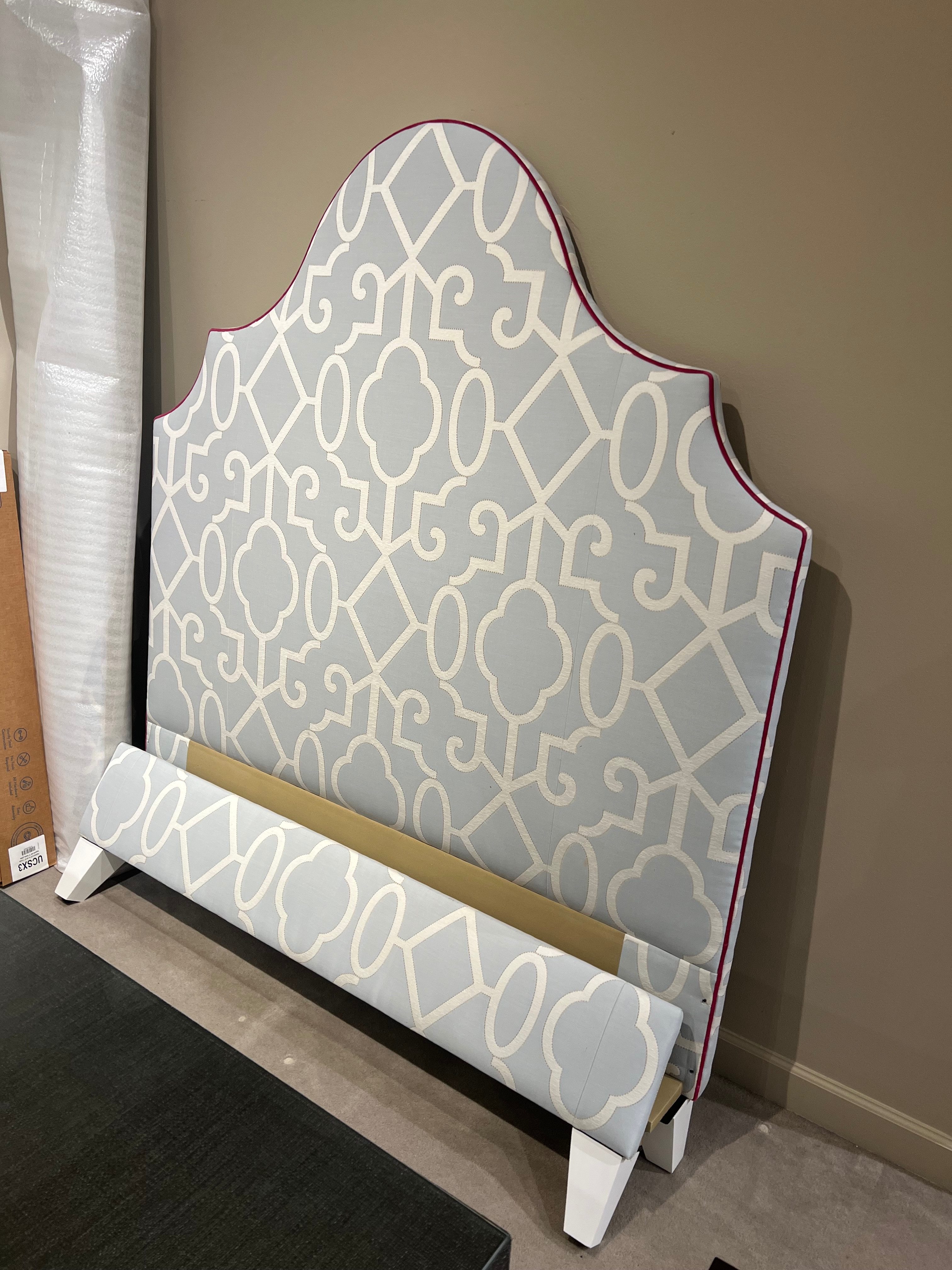 Century Furniture Factory Outlet Lafayette Fully Uph Bed - Queen CR9-101-QU/20,30,40