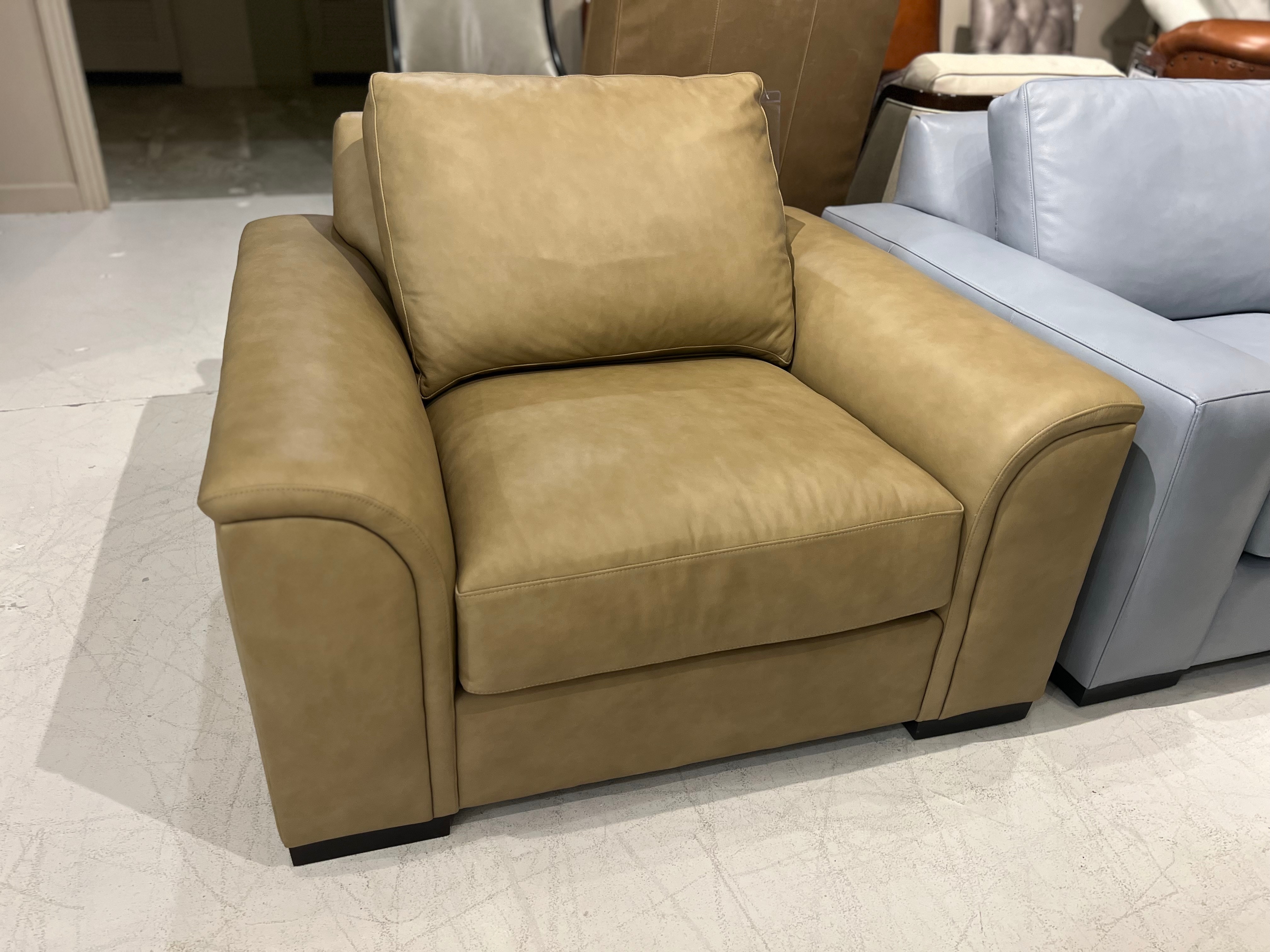 Hancock and Moore Factory Outlet Milan Chair MD01/105