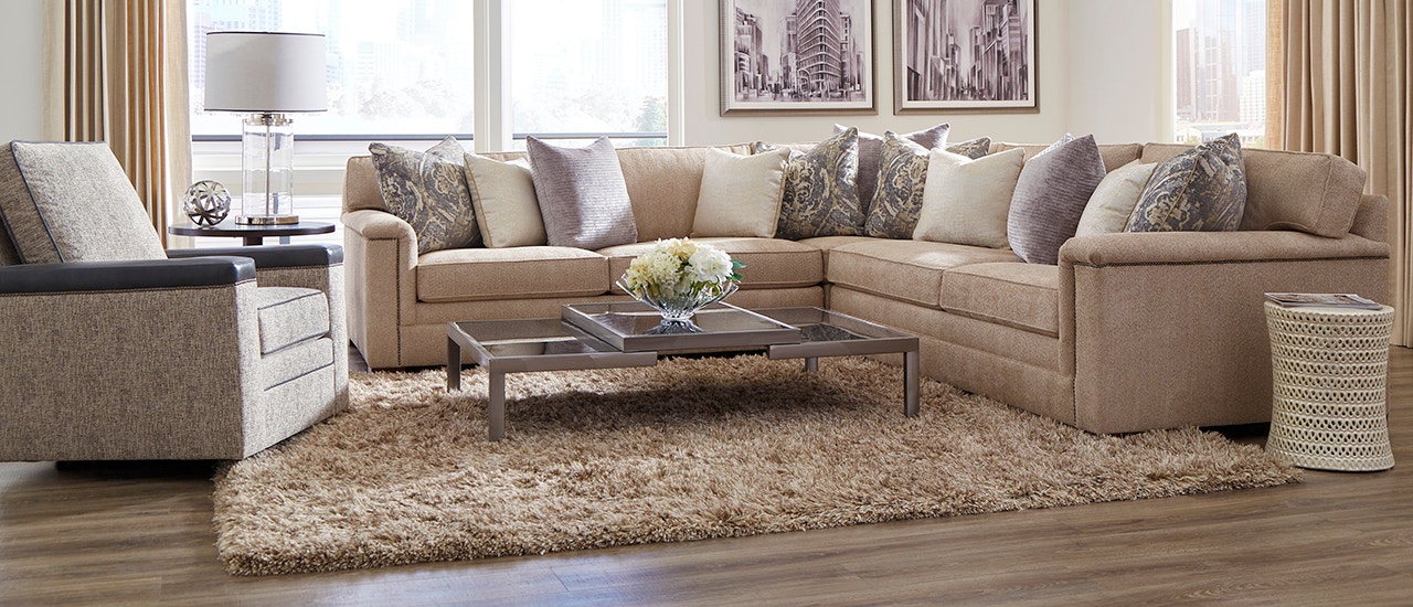 Southern Style Fine Furniture Sectional by Huntington House 7100