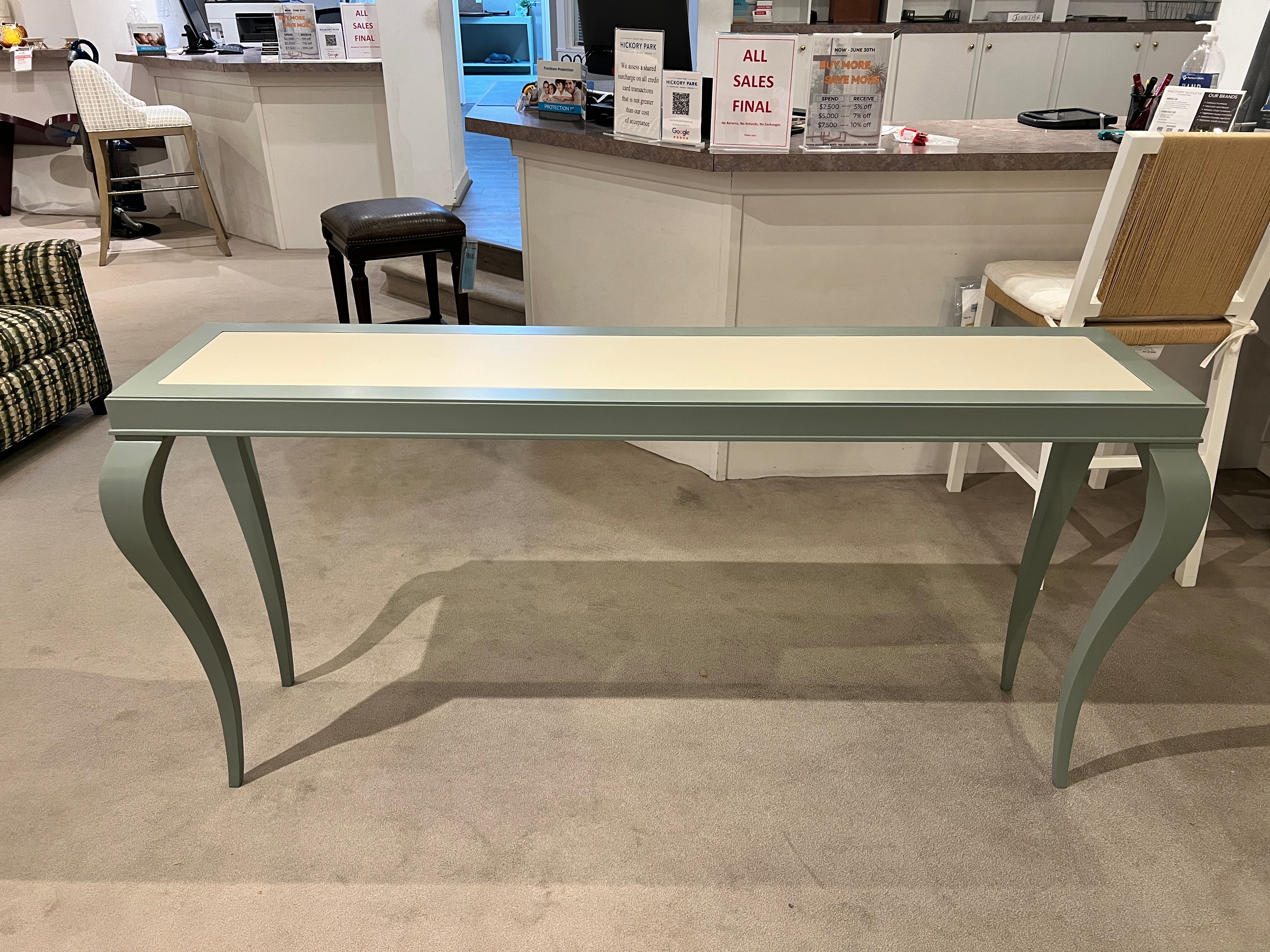 Hickory Chair Factory Outlet Cavendish M2M Console HC4713-51/310